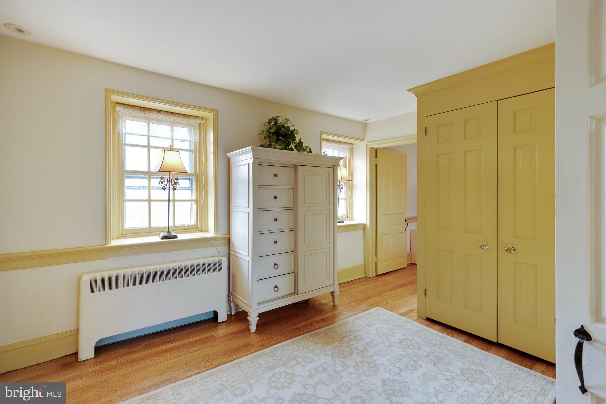 MAPLE GLEN - Residential