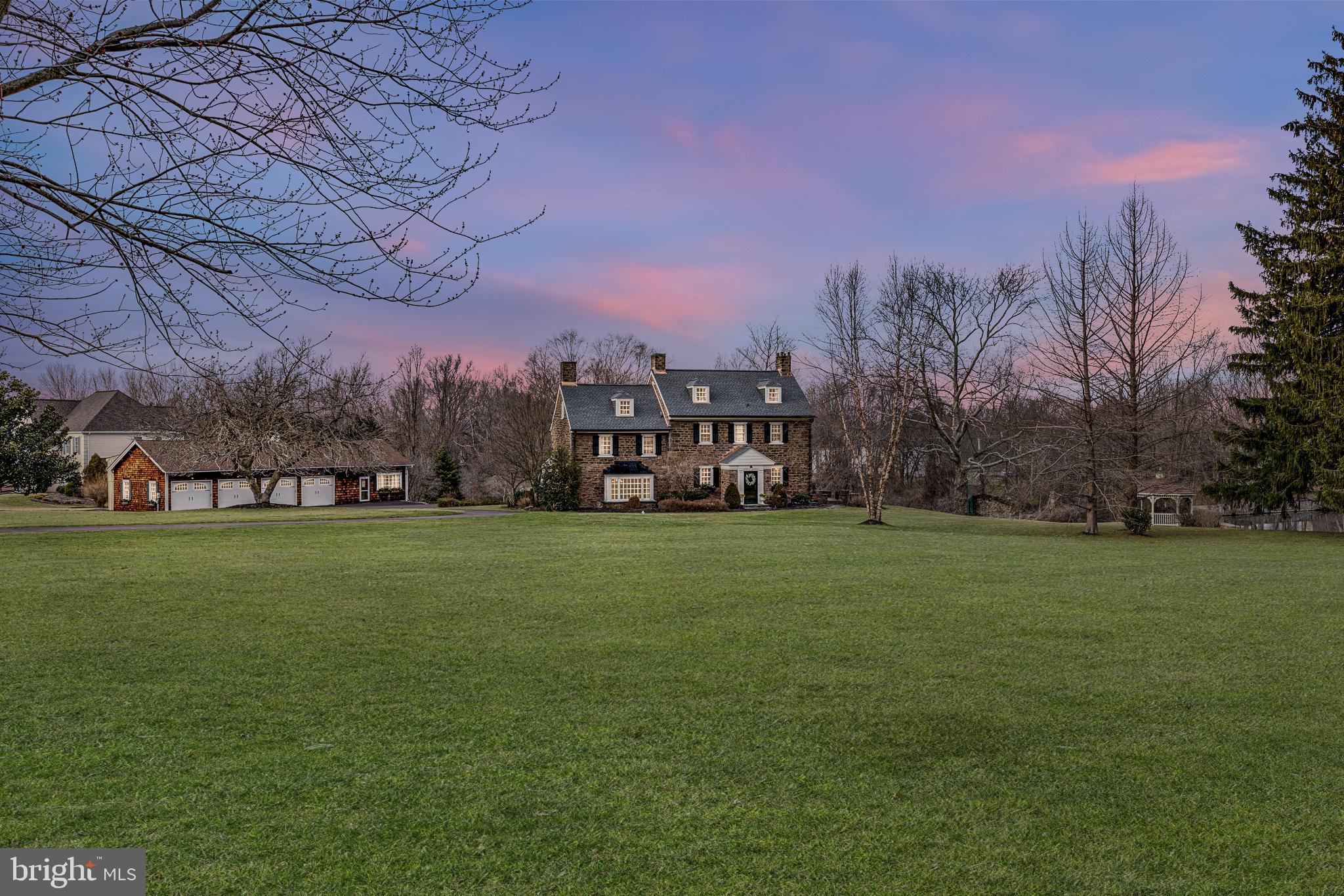 MAPLE GLEN - Residential