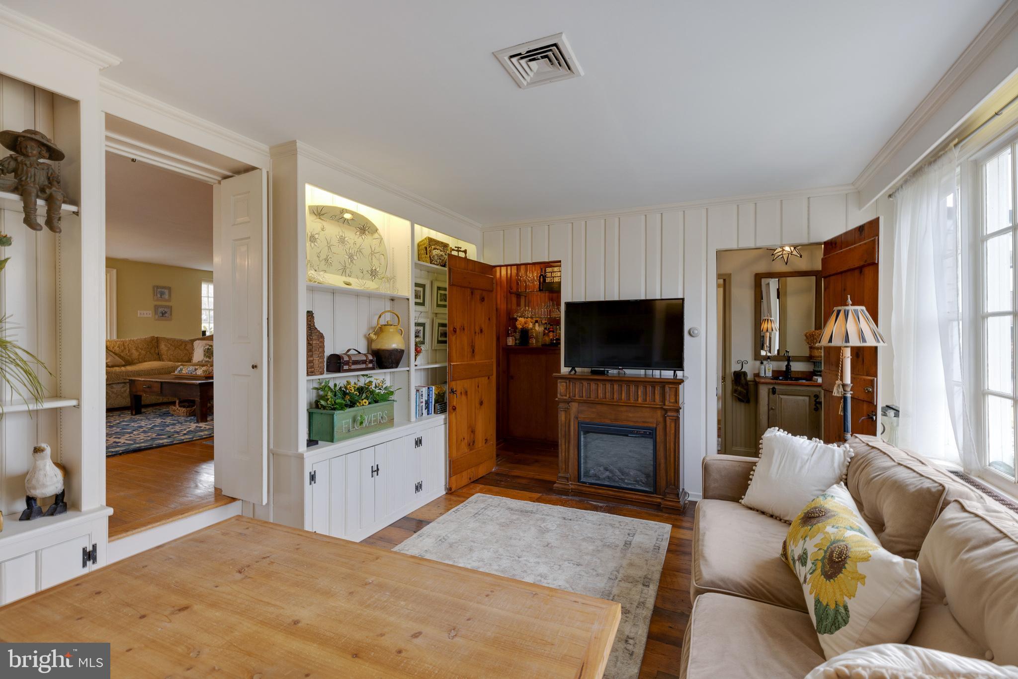 MAPLE GLEN - Residential