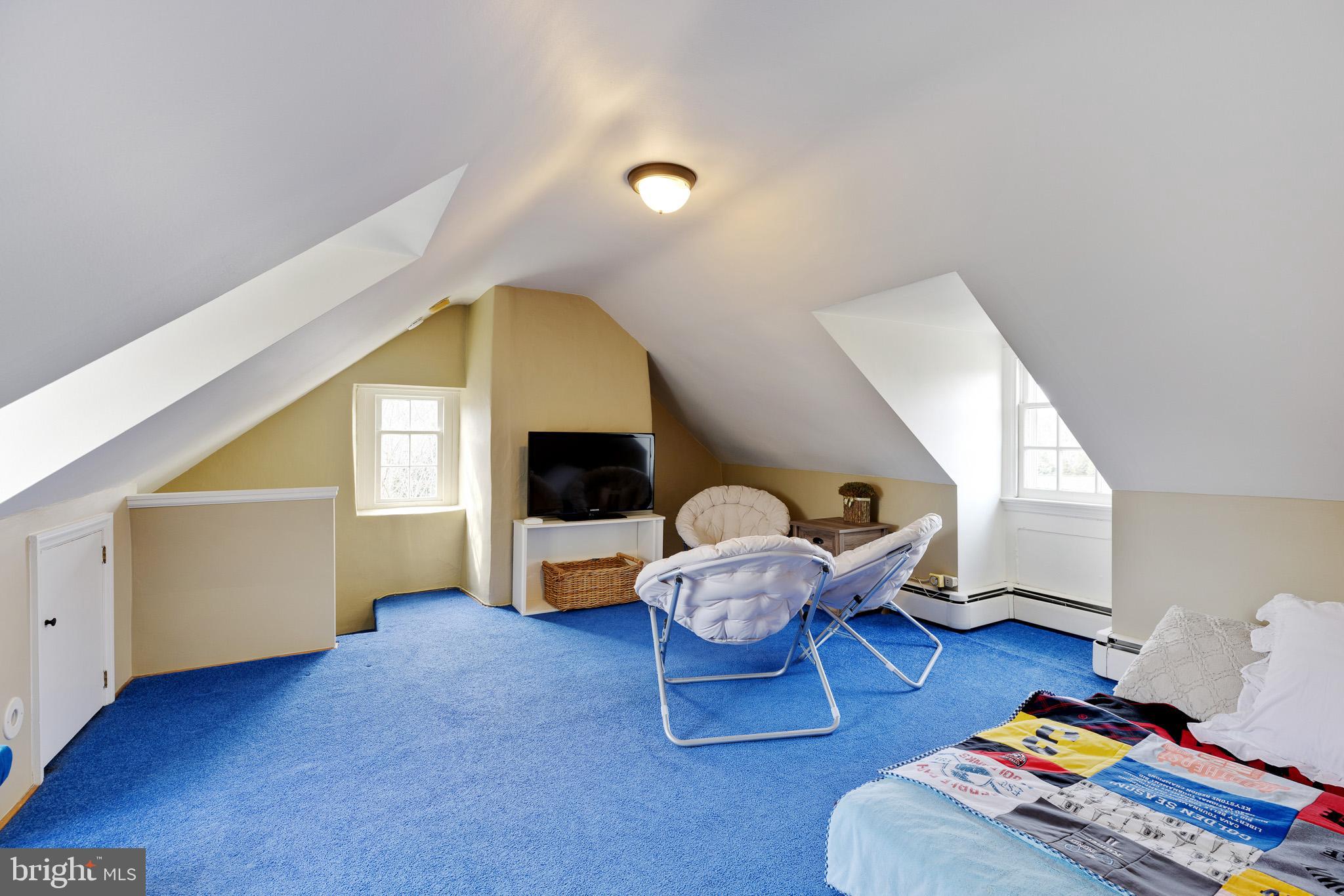 MAPLE GLEN - Residential