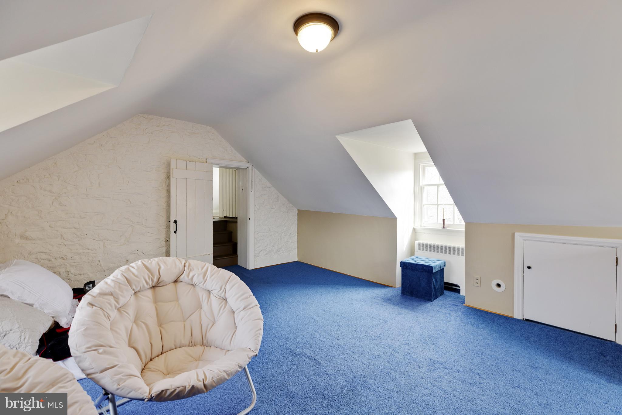 MAPLE GLEN - Residential