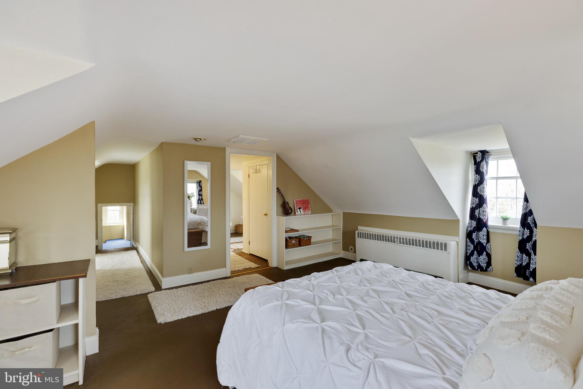 MAPLE GLEN - Residential