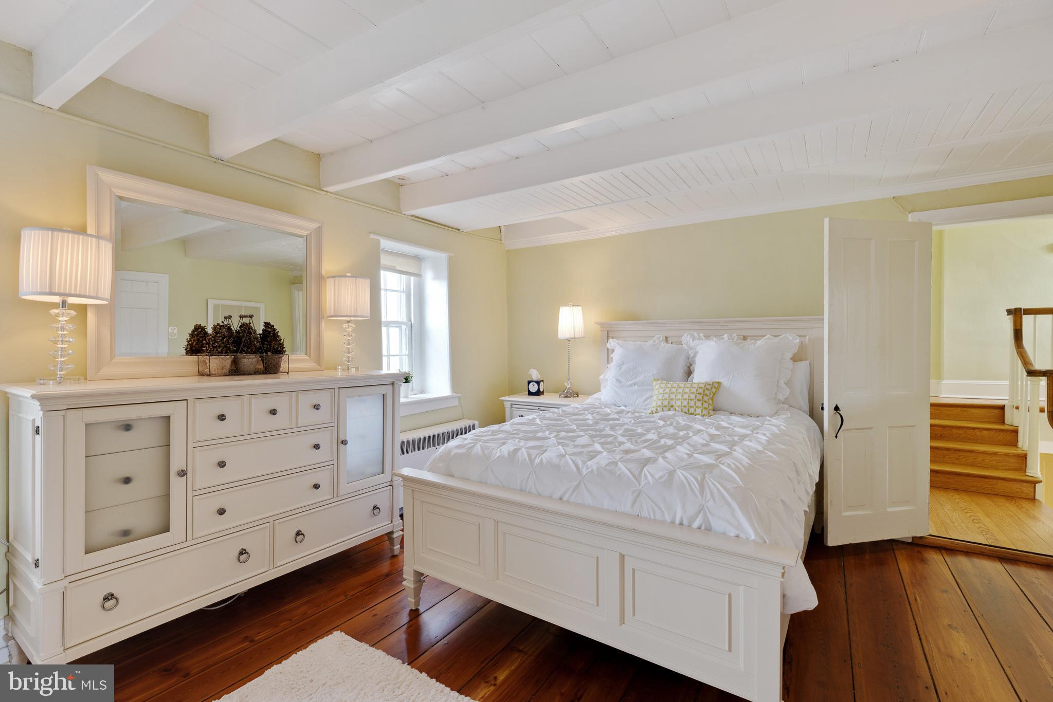 MAPLE GLEN - Residential