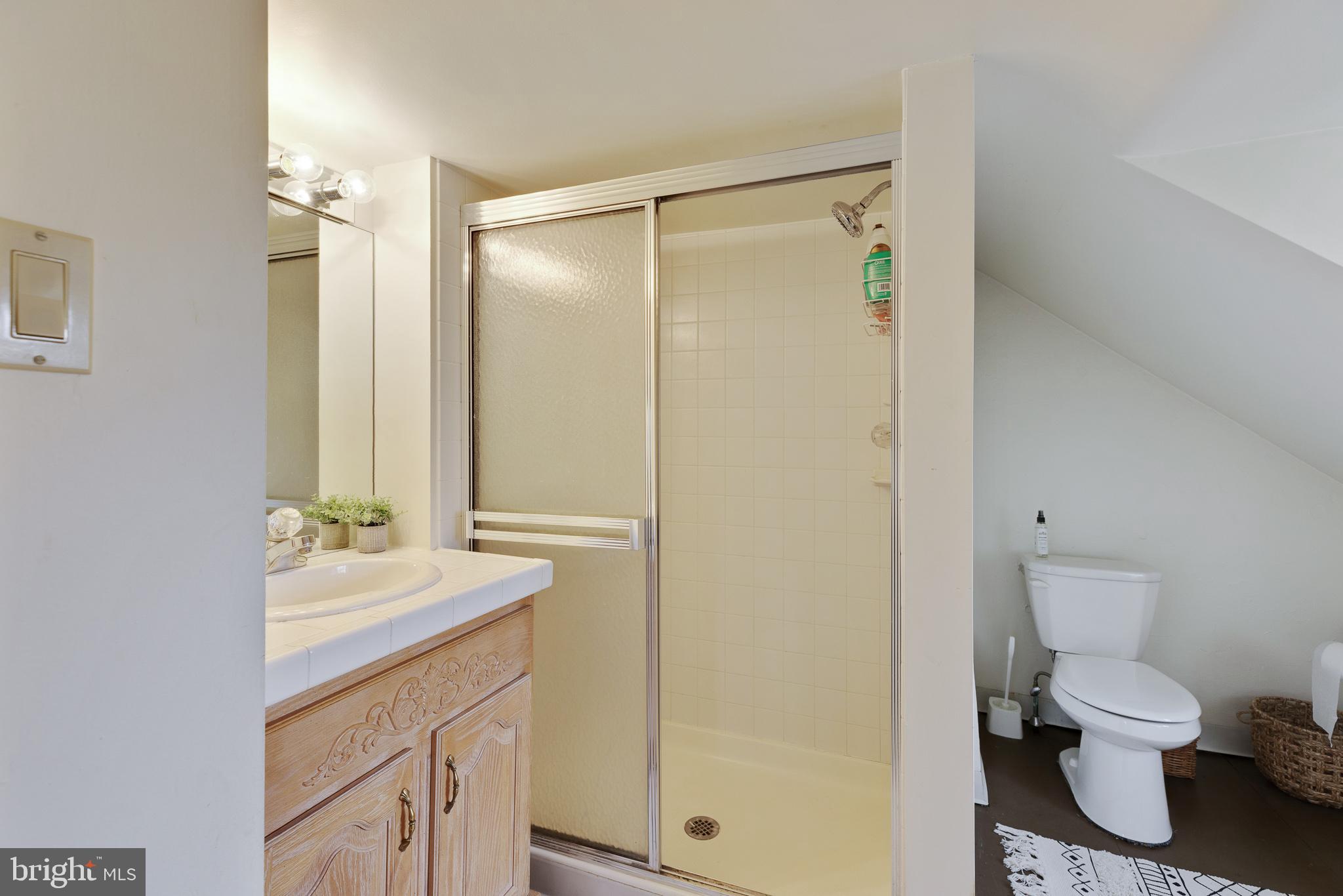 MAPLE GLEN - Residential