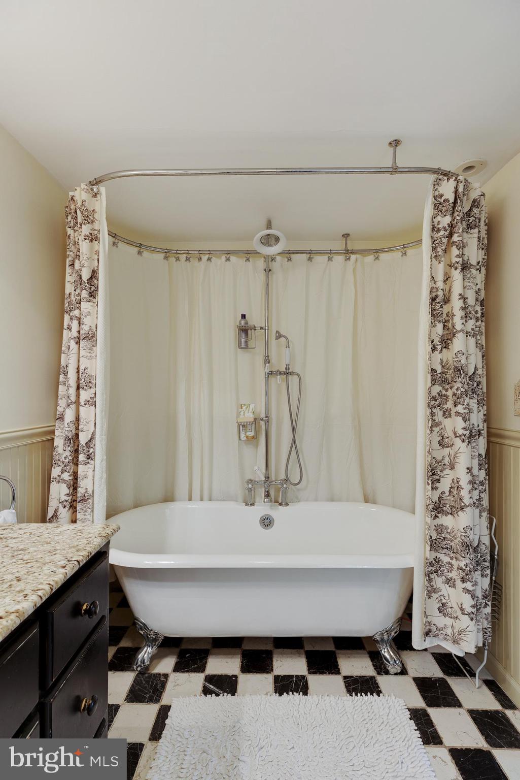 MAPLE GLEN - Residential