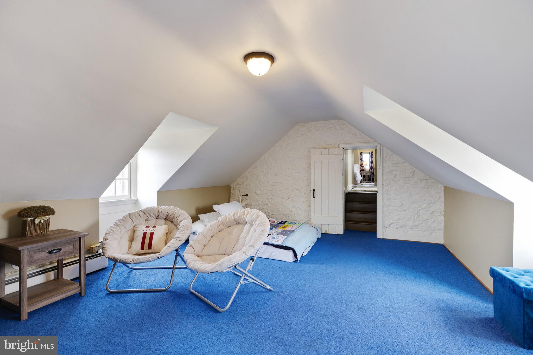 MAPLE GLEN - Residential