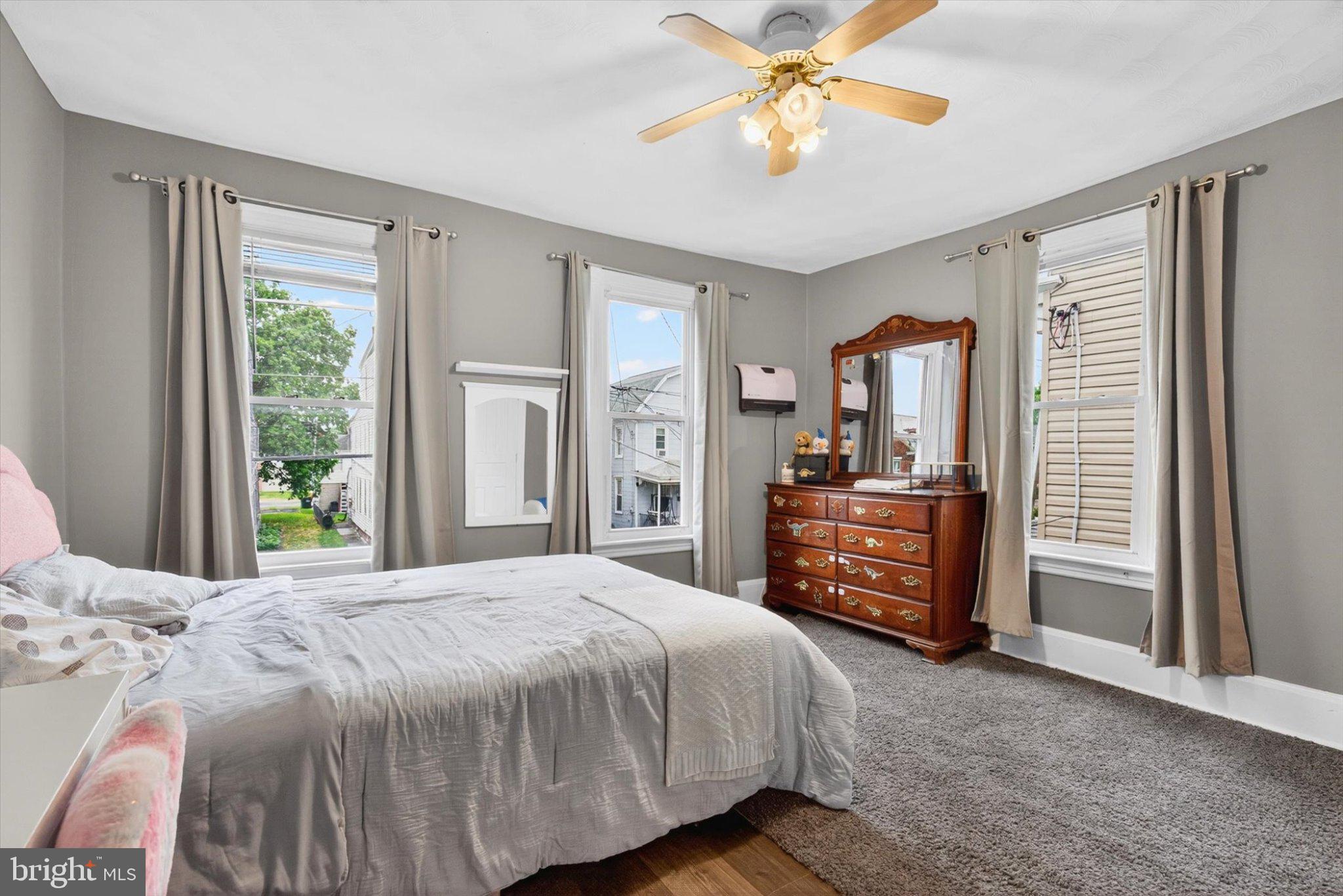 NEW CUMBERLAND BOROUGH - Residential