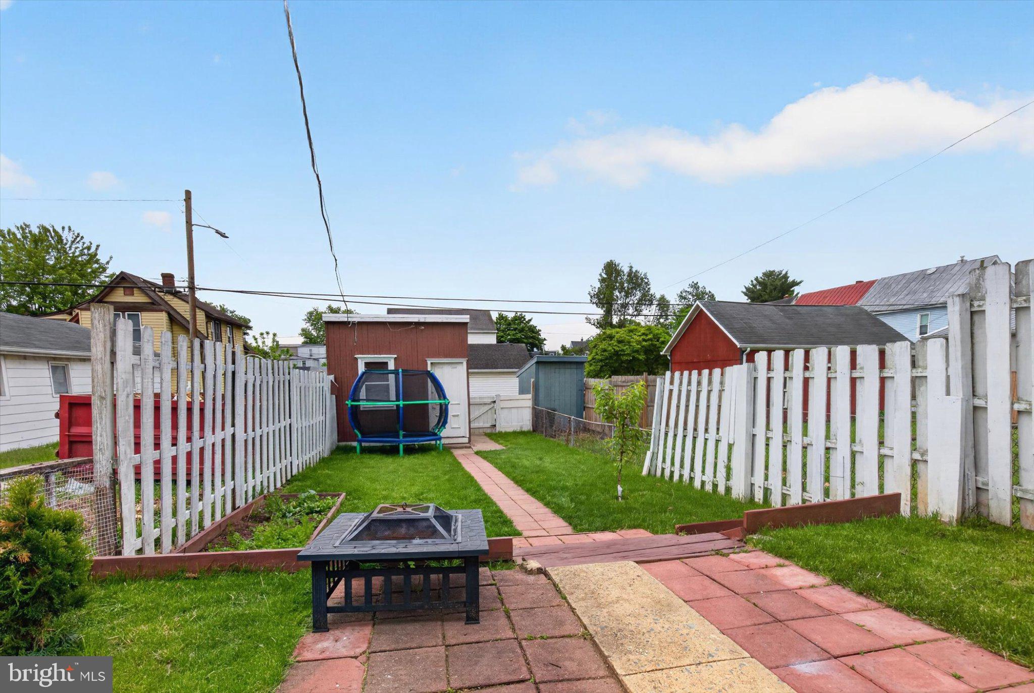 NEW CUMBERLAND BOROUGH - Residential