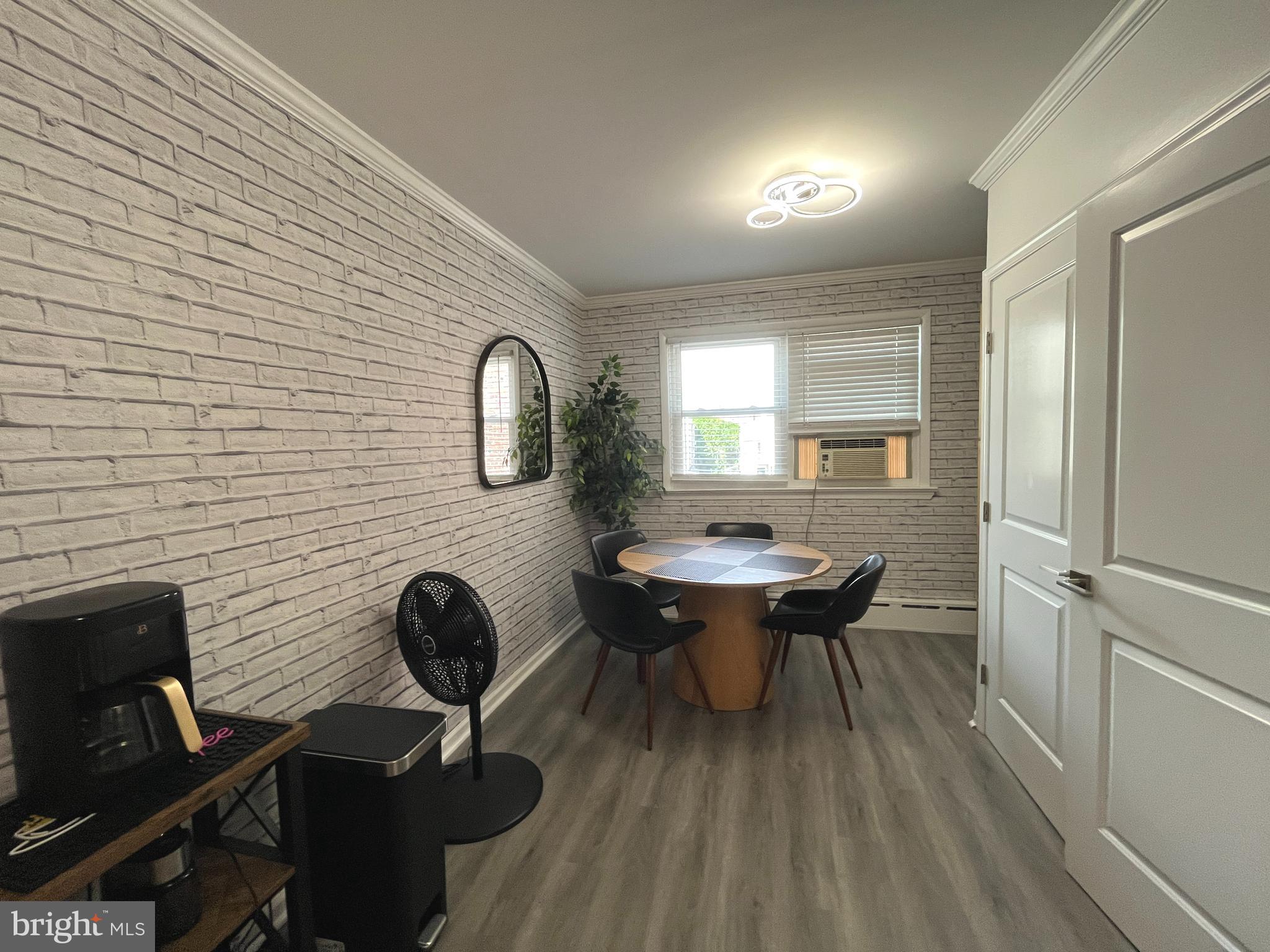 WHITMAN - Residential