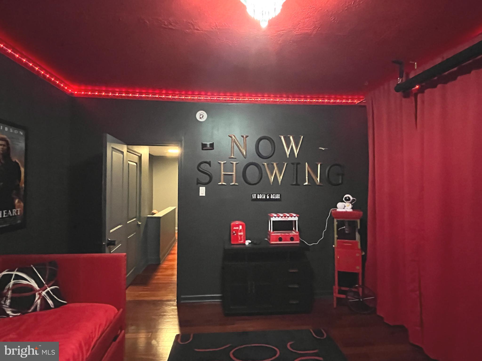 WHITMAN - Residential