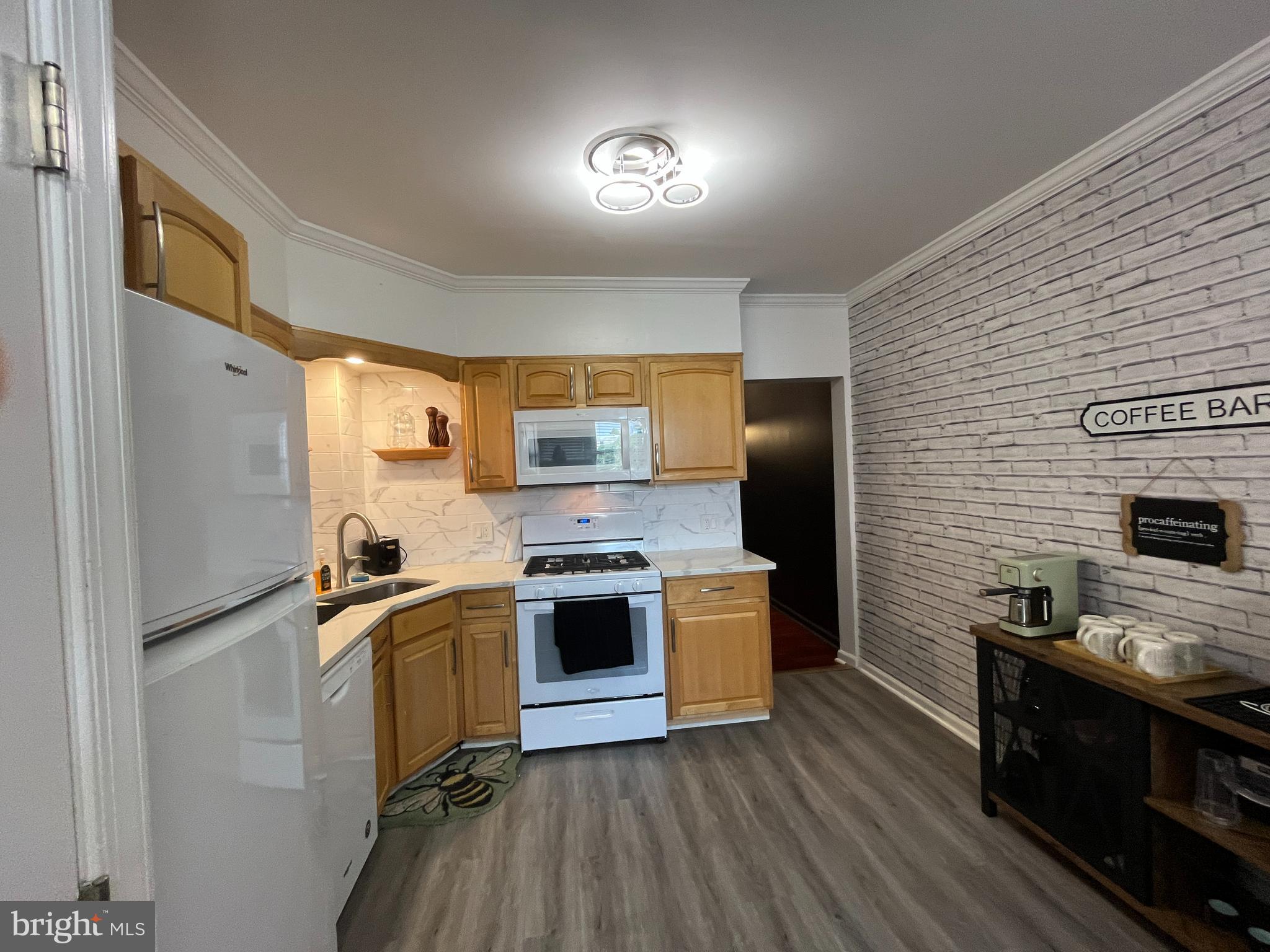 WHITMAN - Residential