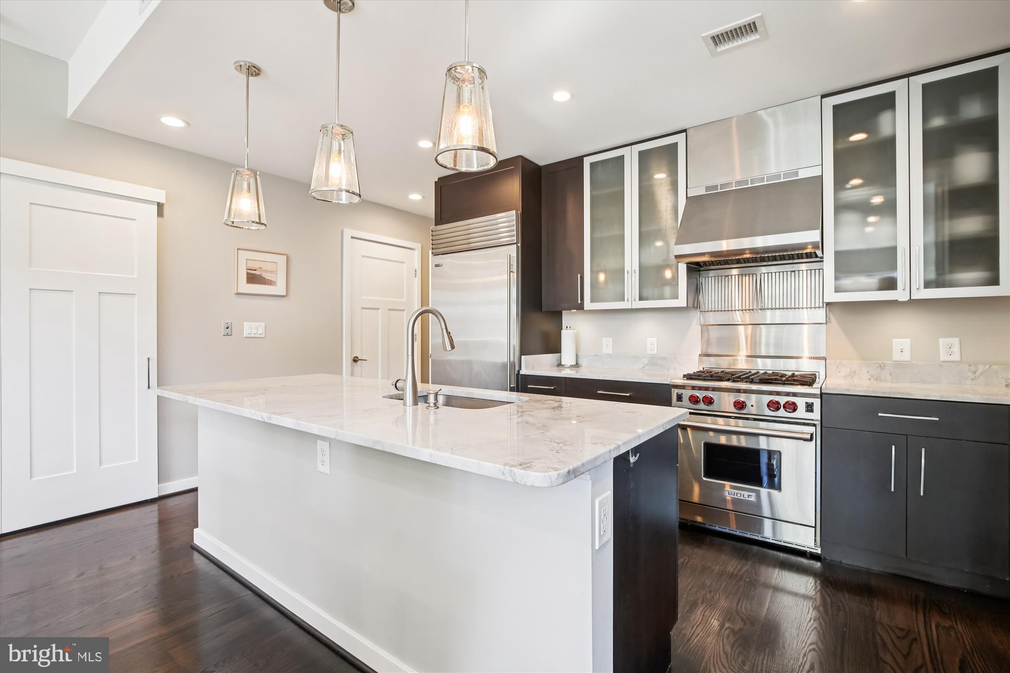1610 N QUEEN STREET 215-A