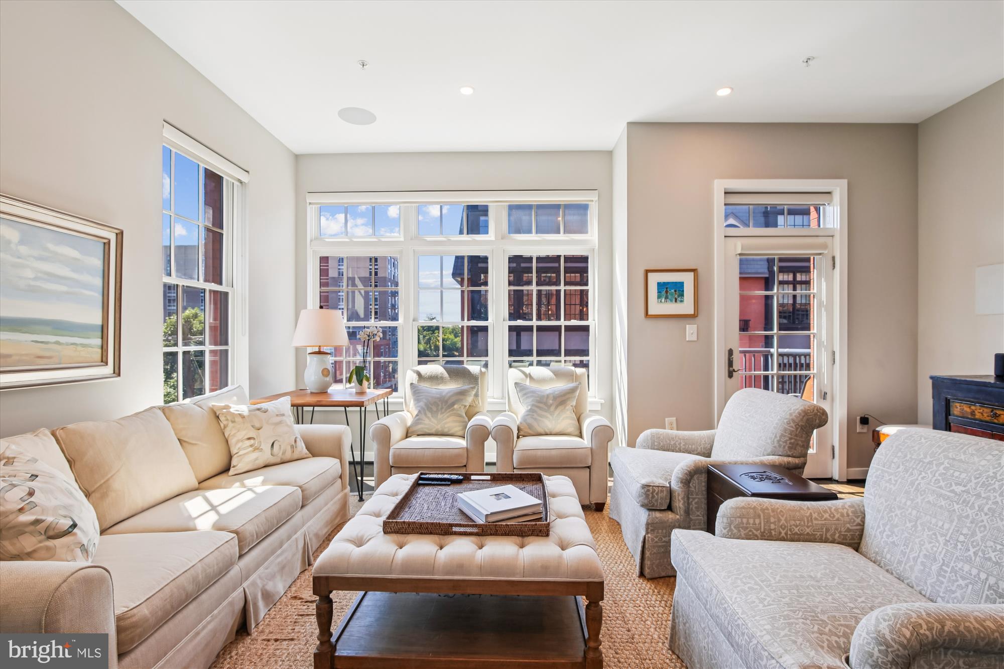 1610 N QUEEN STREET 215-A