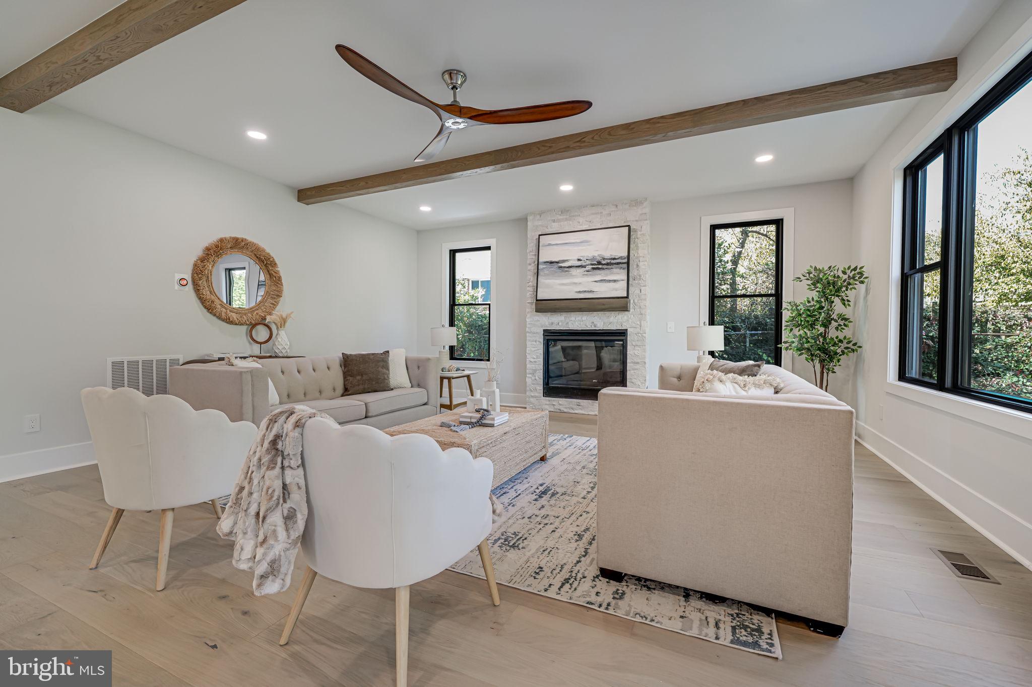 BROYHILL HEIGHTS - Residential