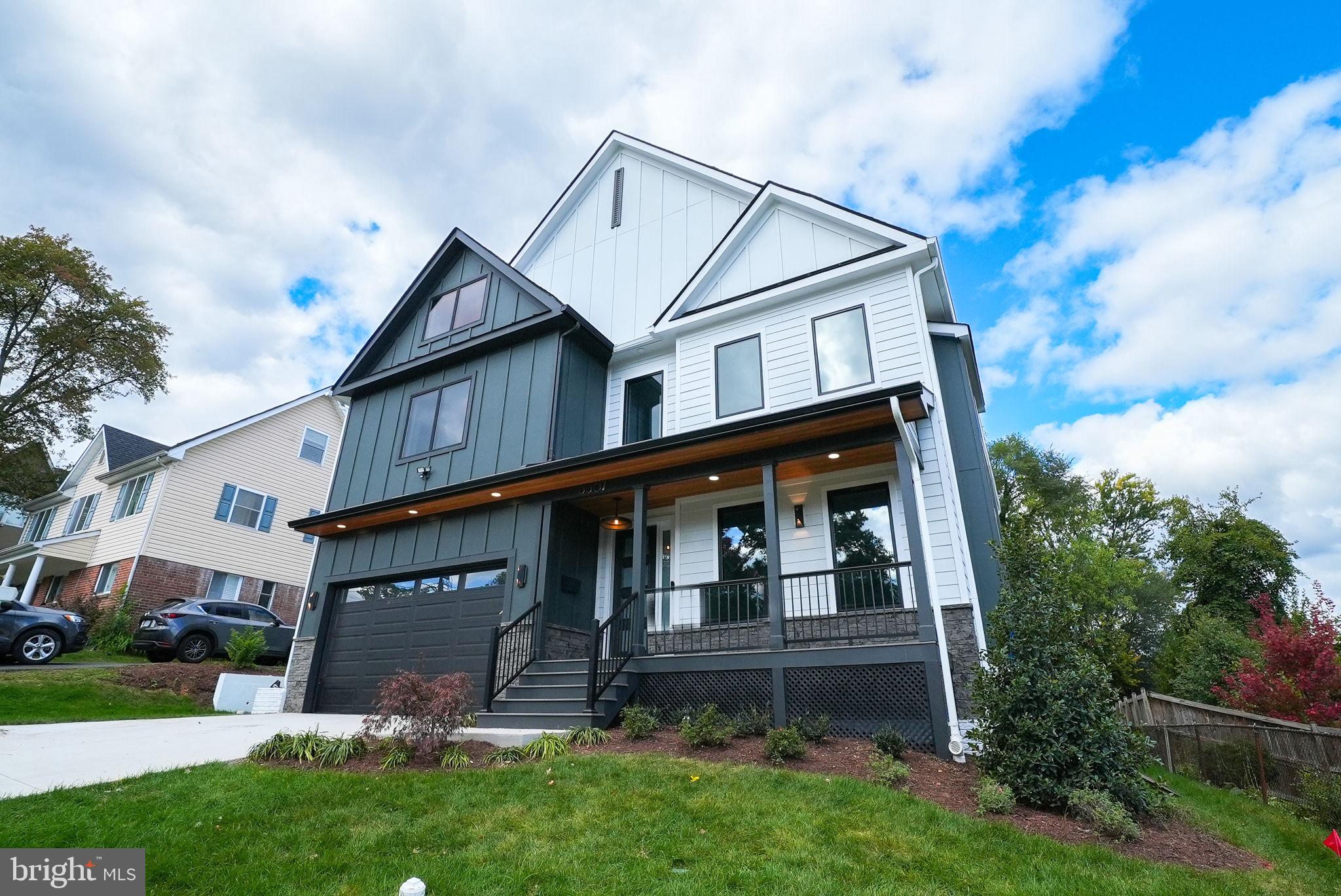 BROYHILL HEIGHTS - Residential