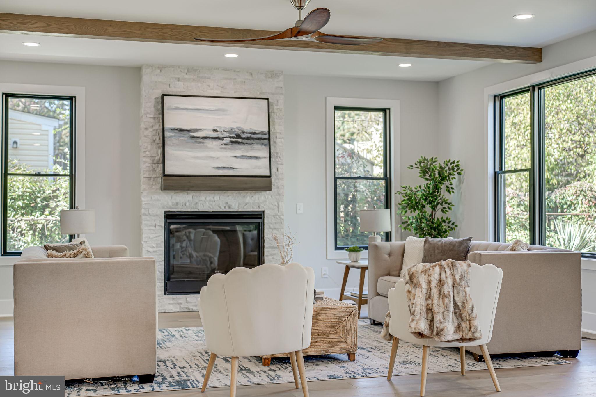 BROYHILL HEIGHTS - Residential