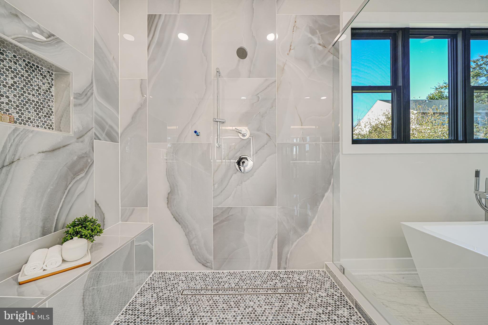 BROYHILL HEIGHTS - Residential