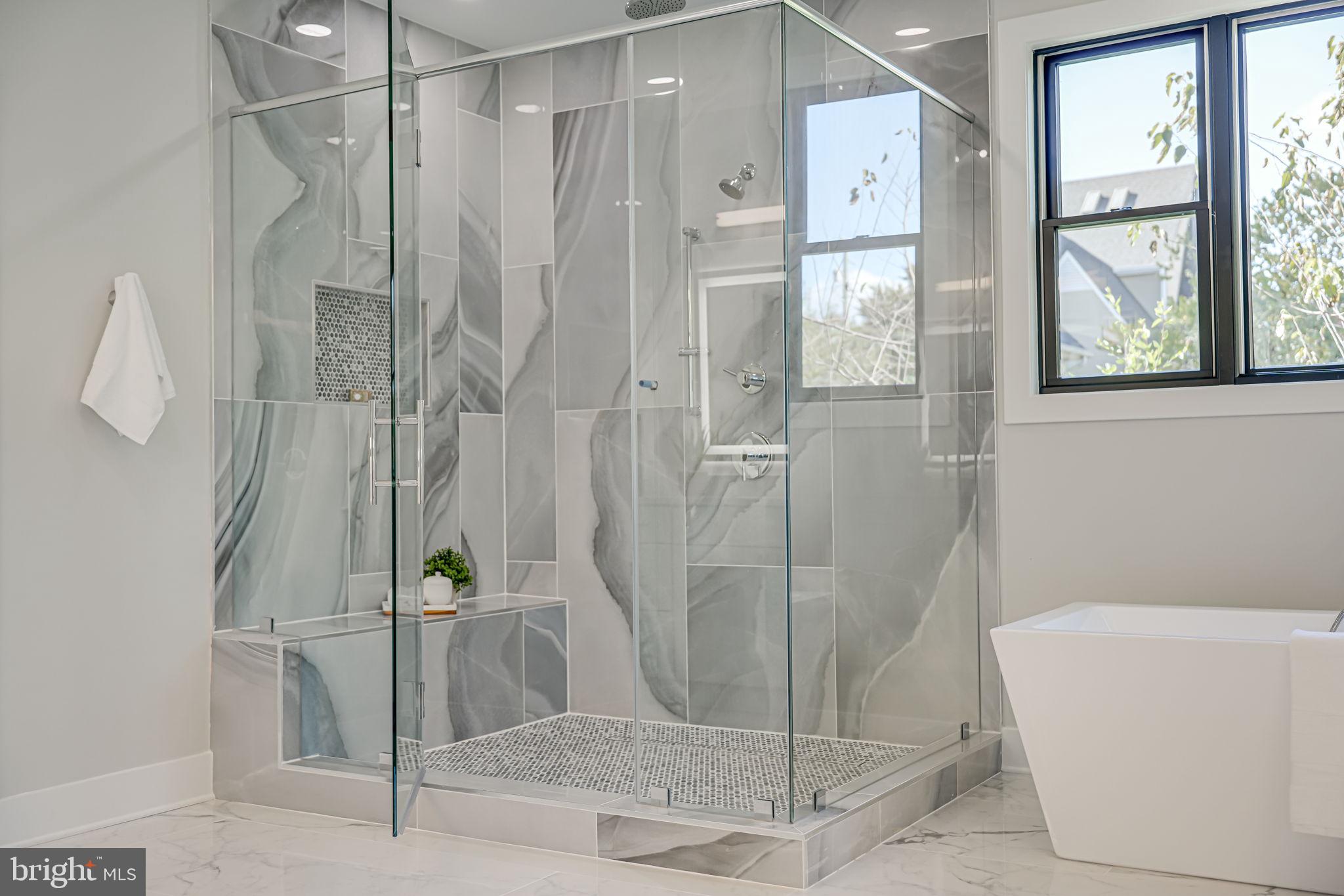 BROYHILL HEIGHTS - Residential