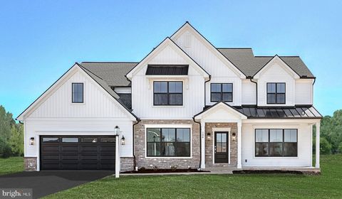 Photo of 104 Morning Drive, Ephrata, PA 17522 (MLS # PALA2034018)