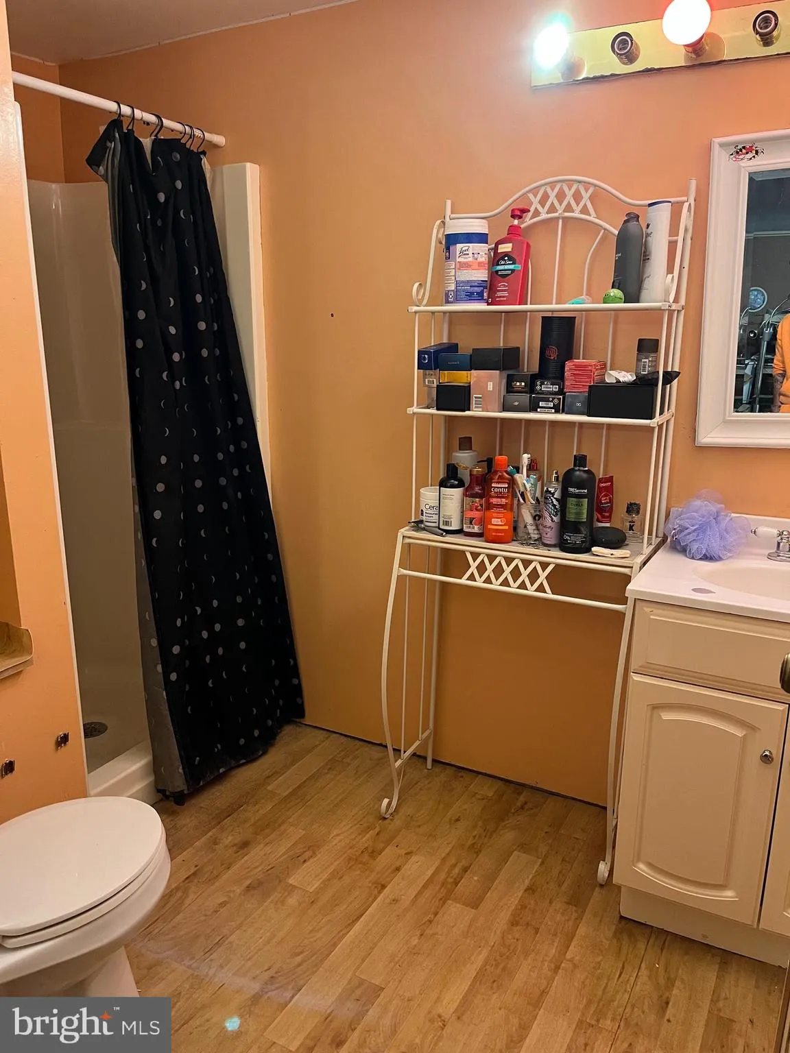 Hagerstown, Maryland 21742, United States, 4 Bedrooms Bedrooms, ,3 BathroomsBathrooms,Residential,Contingent,232354