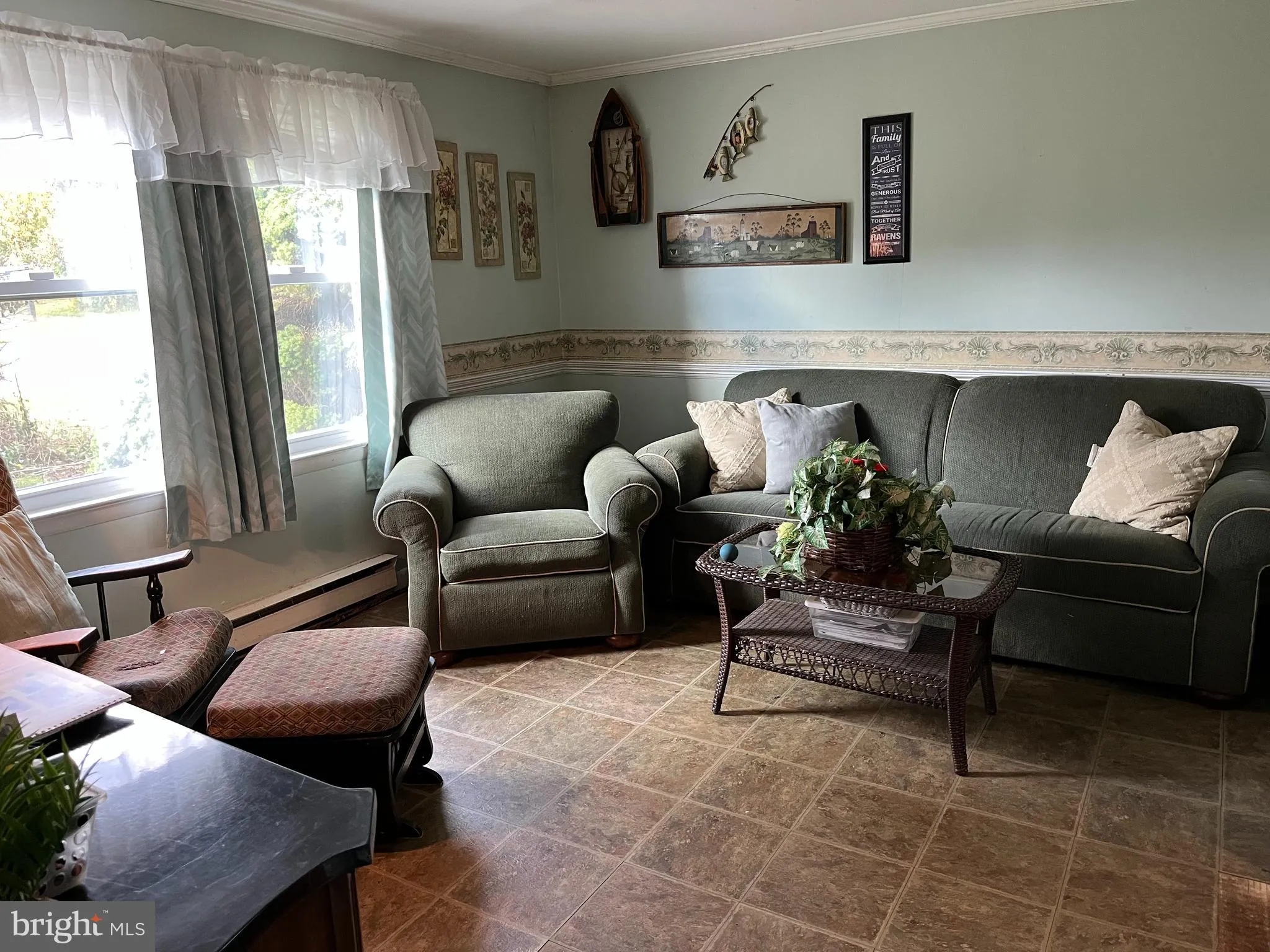 Hagerstown, Maryland 21742, United States, 4 Bedrooms Bedrooms, ,3 BathroomsBathrooms,Residential,Contingent,232354