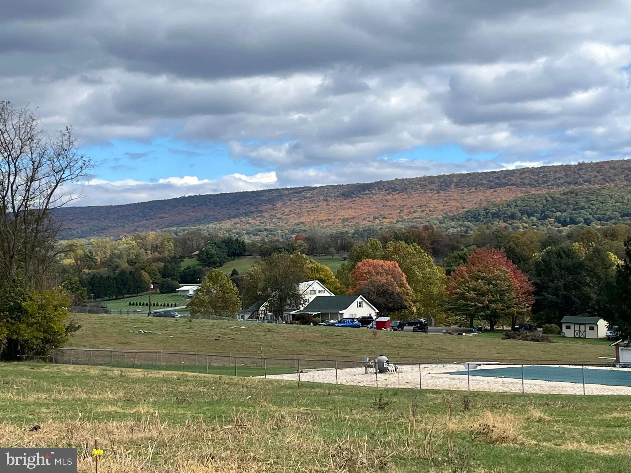 Hagerstown, Maryland 21742, United States, 4 Bedrooms Bedrooms, ,3 BathroomsBathrooms,Residential,Contingent,232354