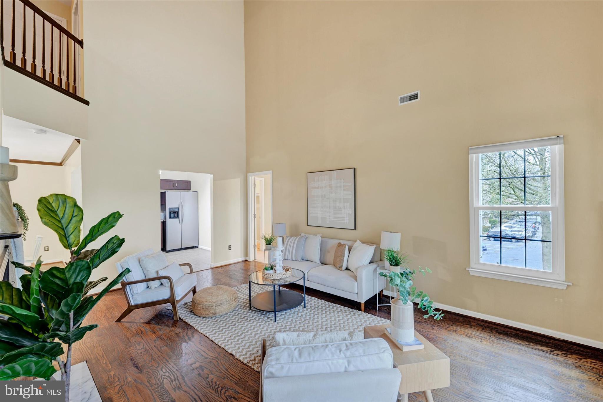 FALLS GABLE - Residential