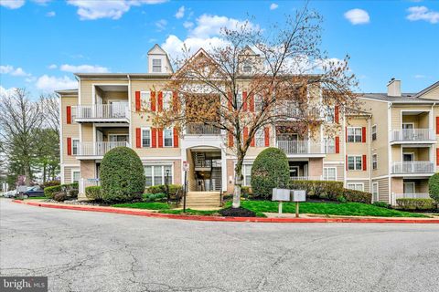 Condo For Sale - 2 Tyler Falls Court #B<br/> BALTIMORE, MD 21209