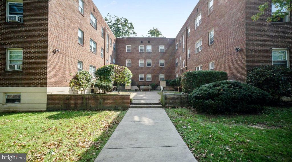 Photo of 1800 Garrett Road #205, LANSDOWNE, PA 19050 (MLS # PADE2108790)