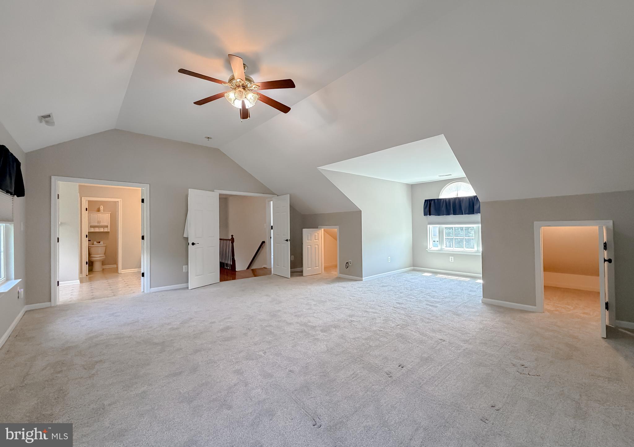 KINGSTON ESTATES - Residential