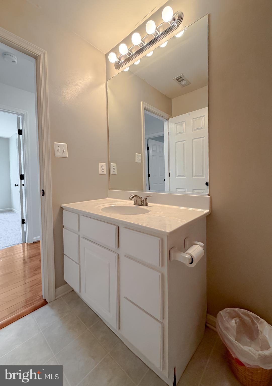 KINGSTON ESTATES - Residential