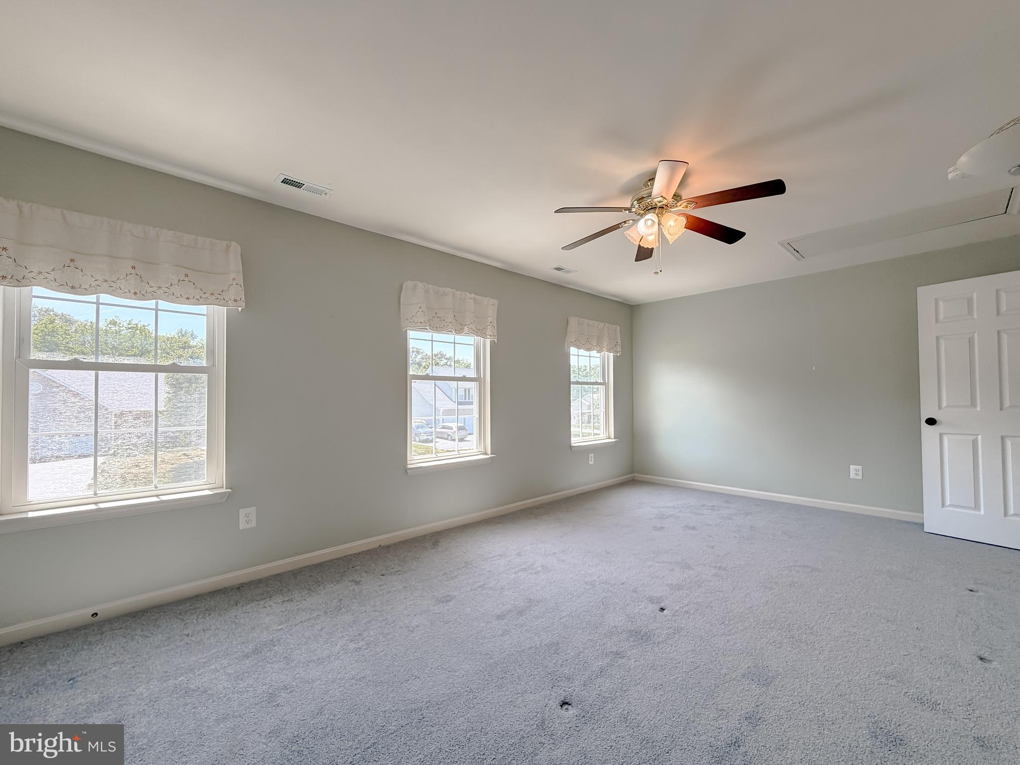 KINGSTON ESTATES - Residential