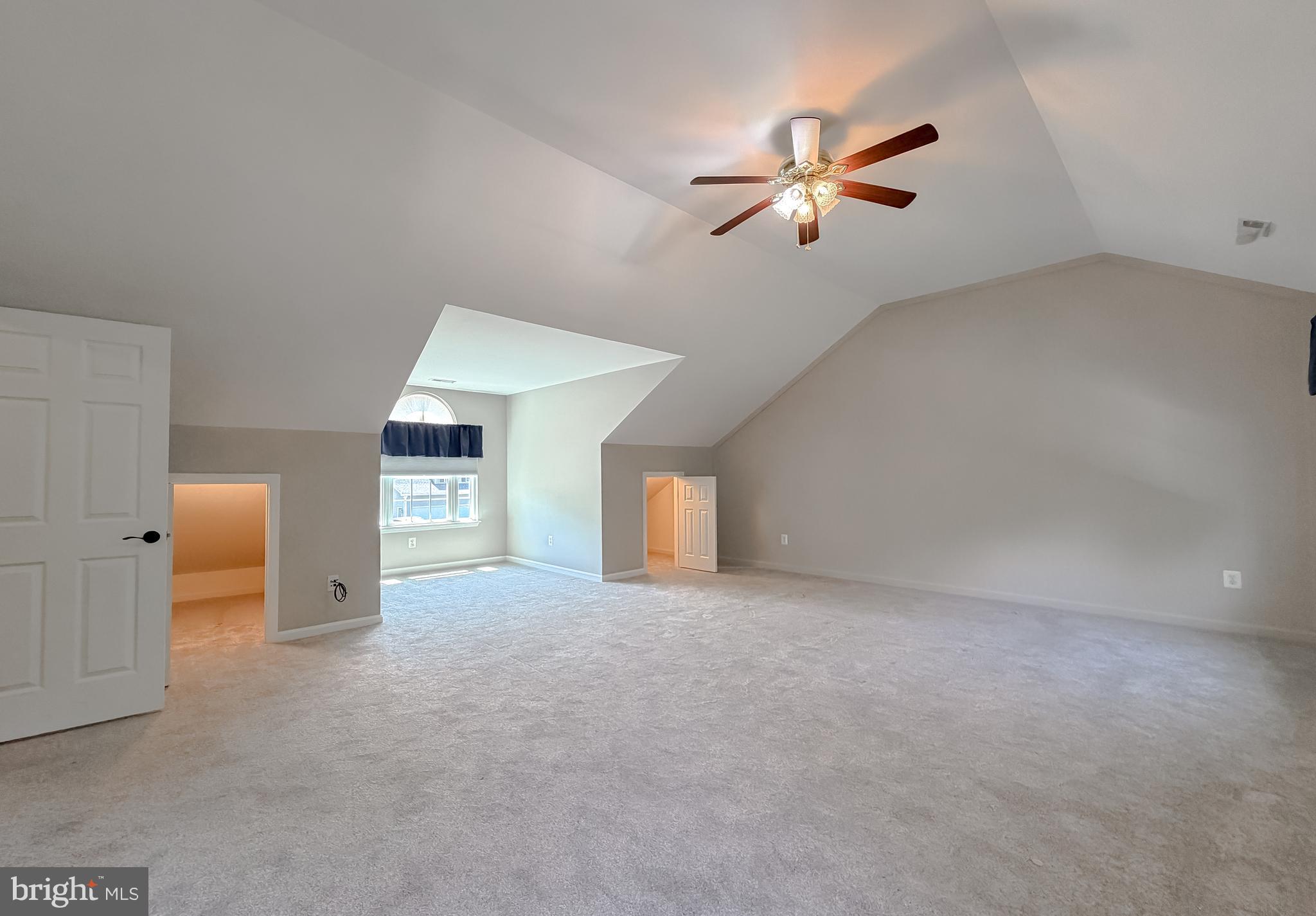 KINGSTON ESTATES - Residential