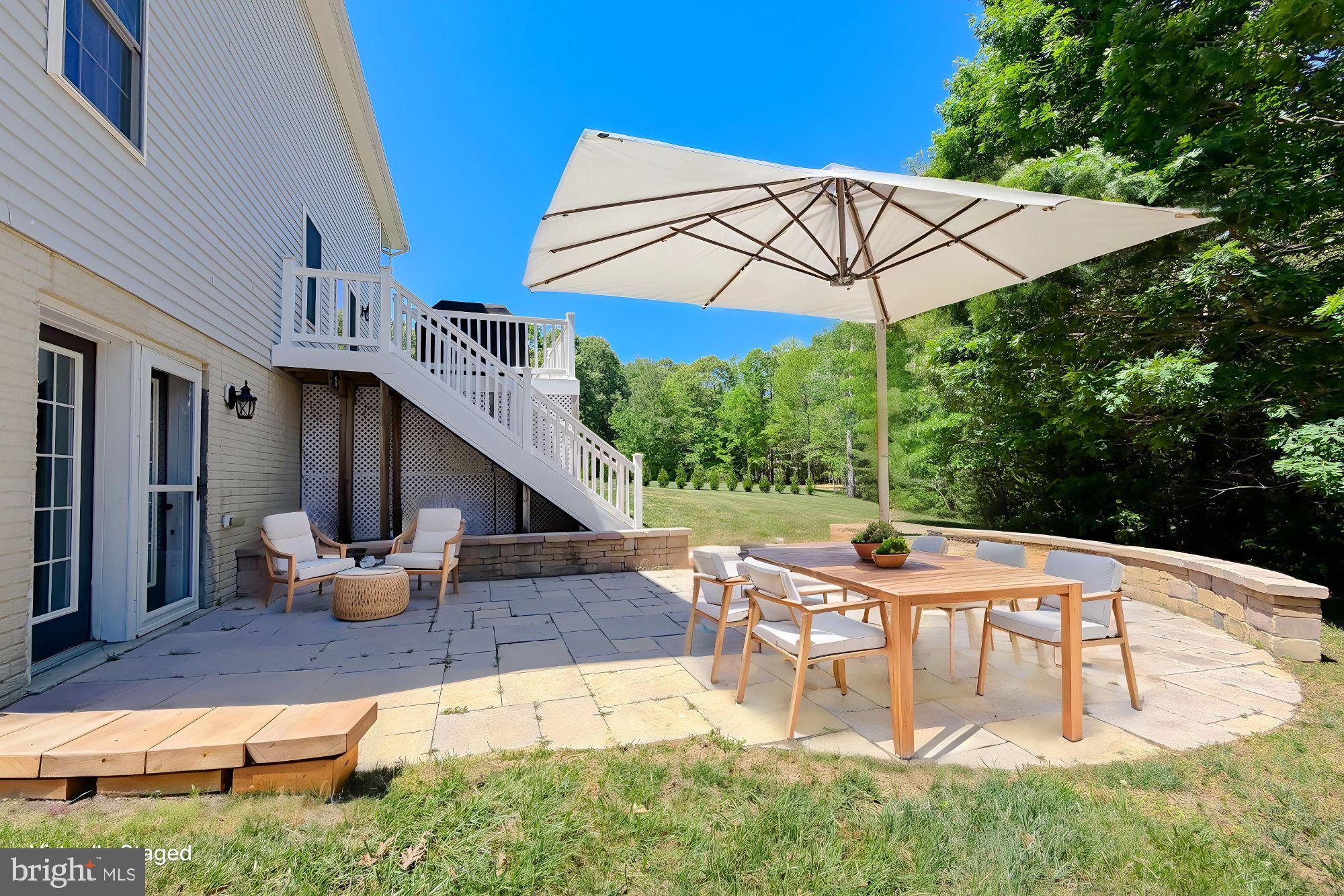 KINGSTON ESTATES - Residential