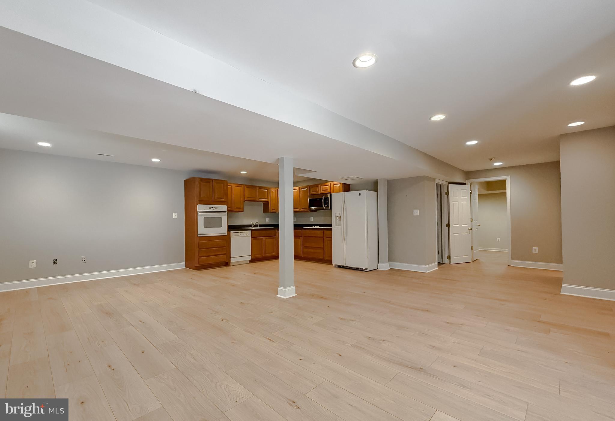 KINGSTON ESTATES - Residential