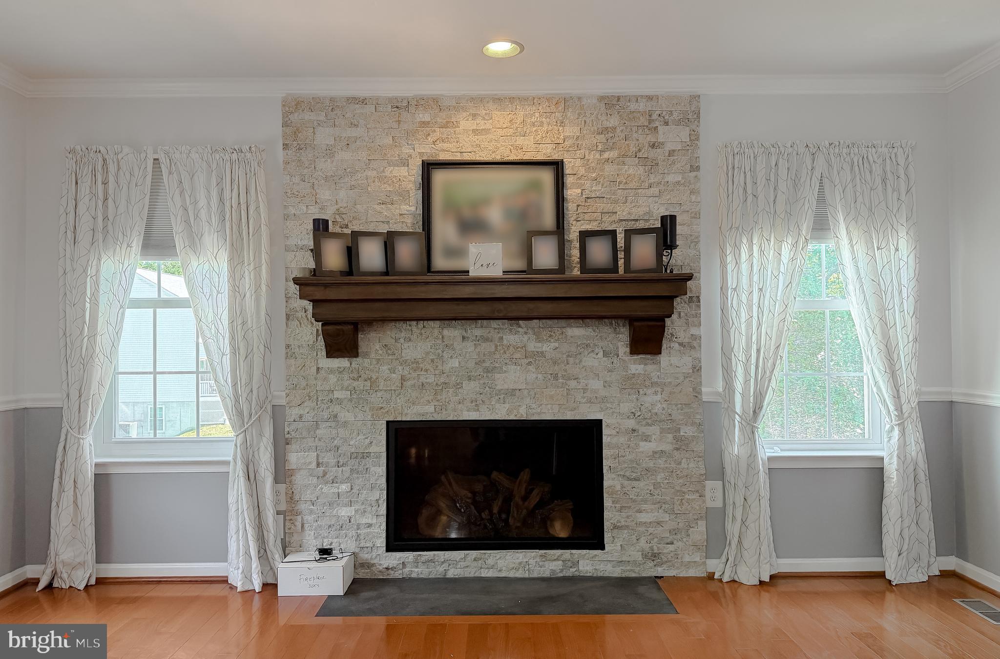KINGSTON ESTATES - Residential