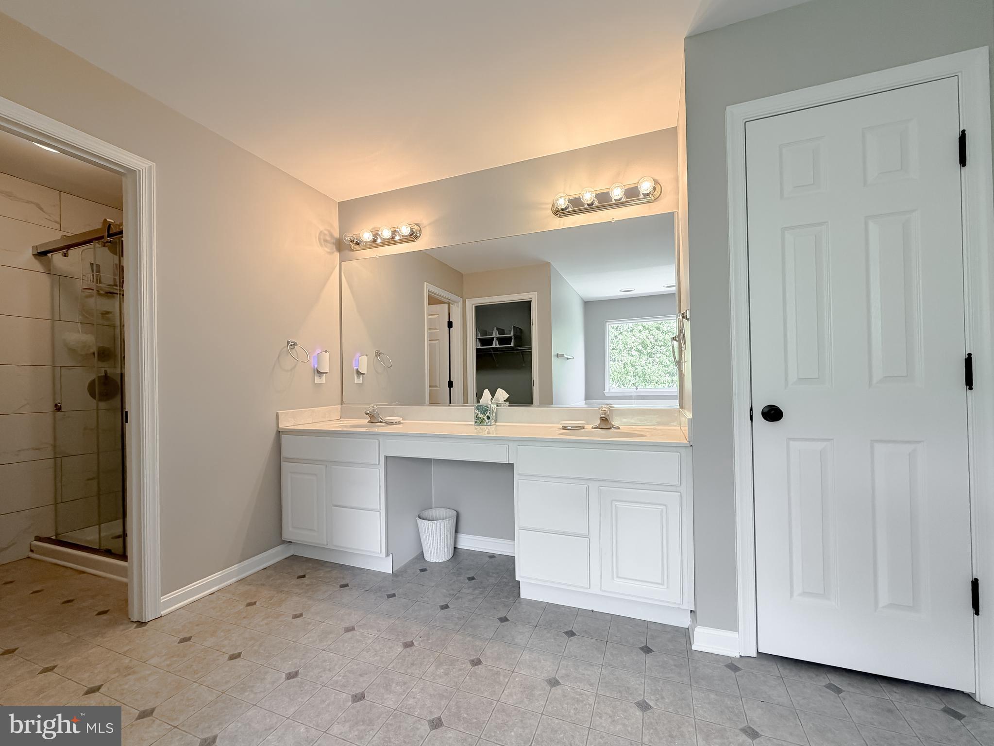 KINGSTON ESTATES - Residential