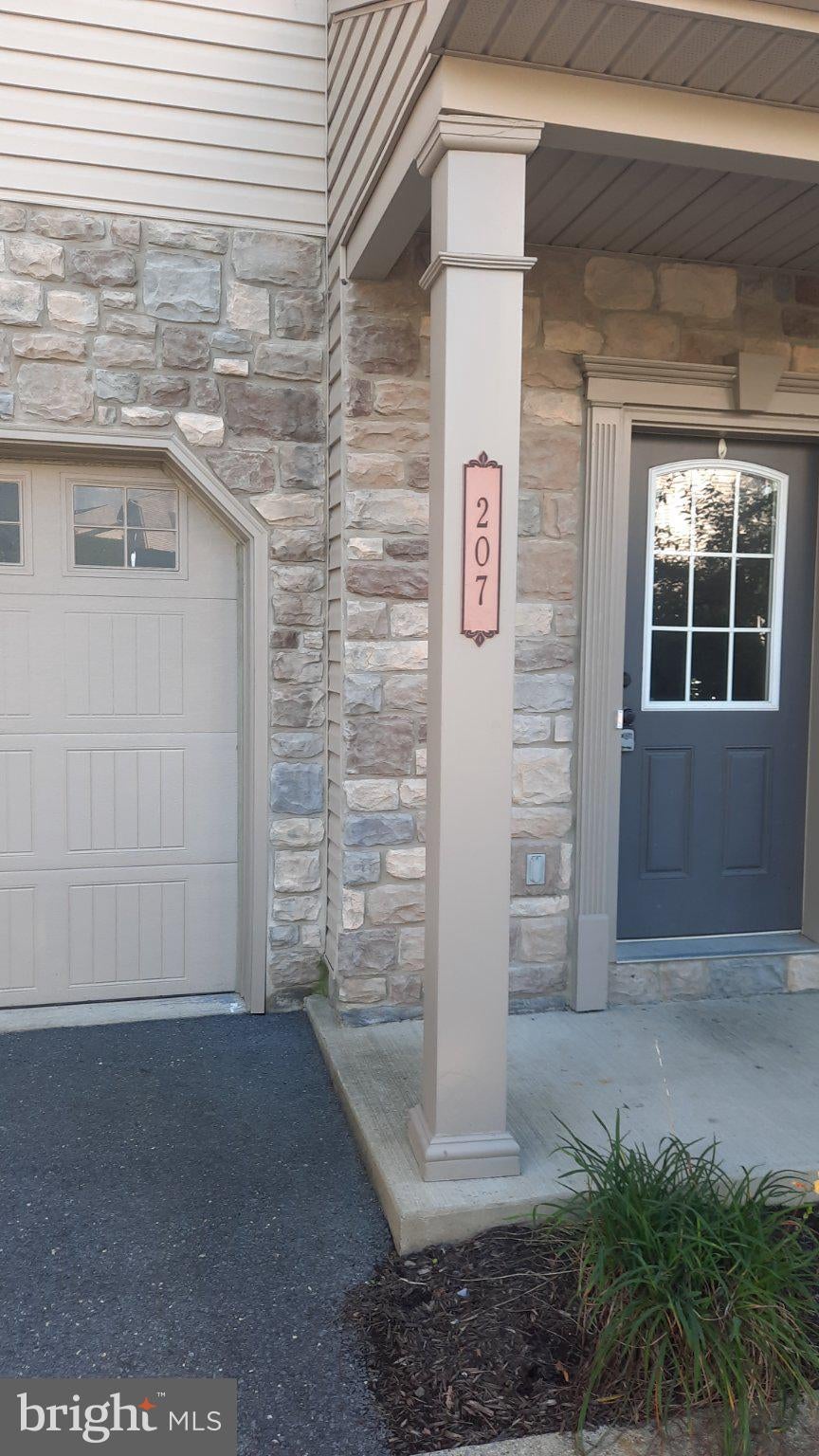 207 ANTILLES COURT