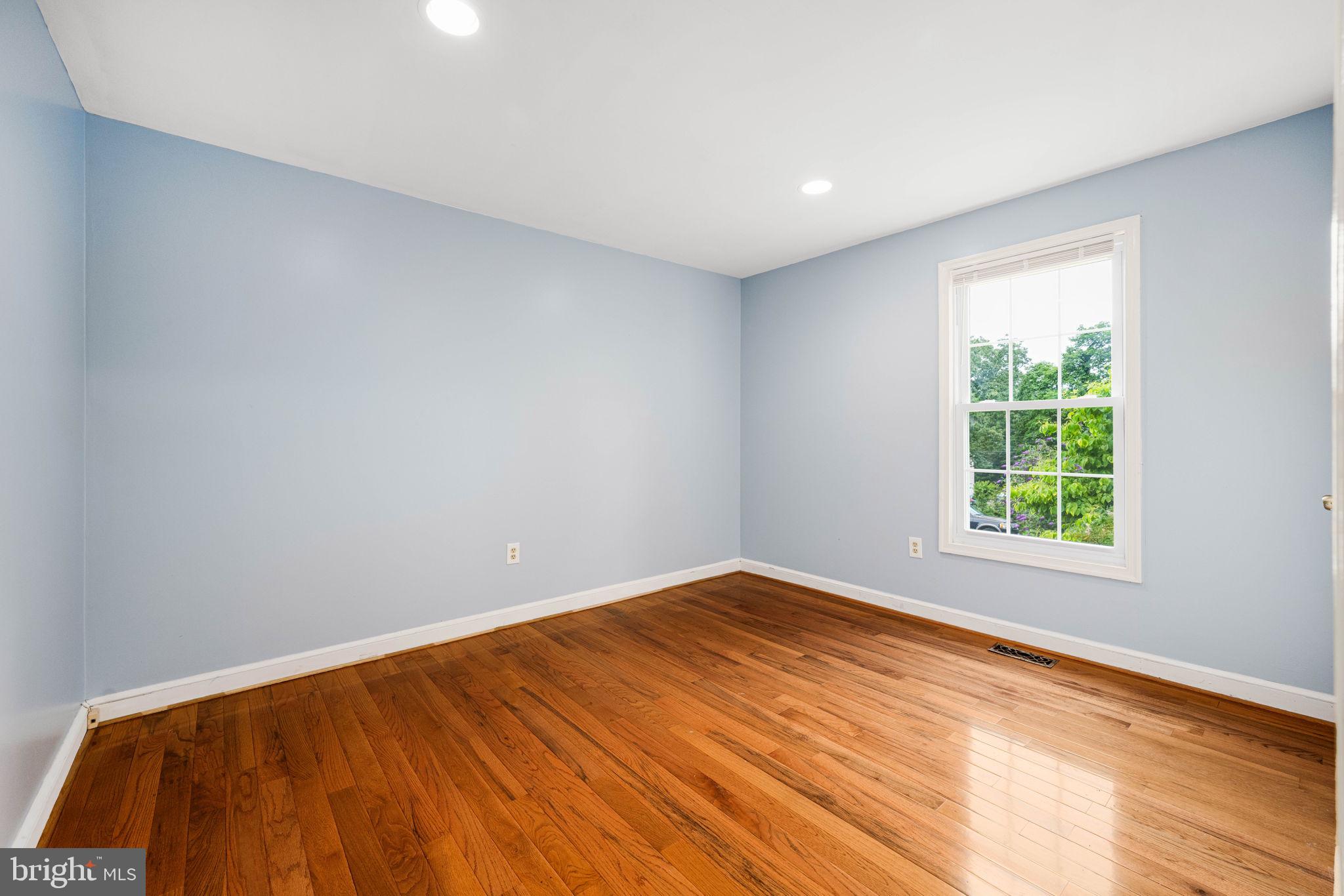 BRADLEY FOREST - Residential Lease