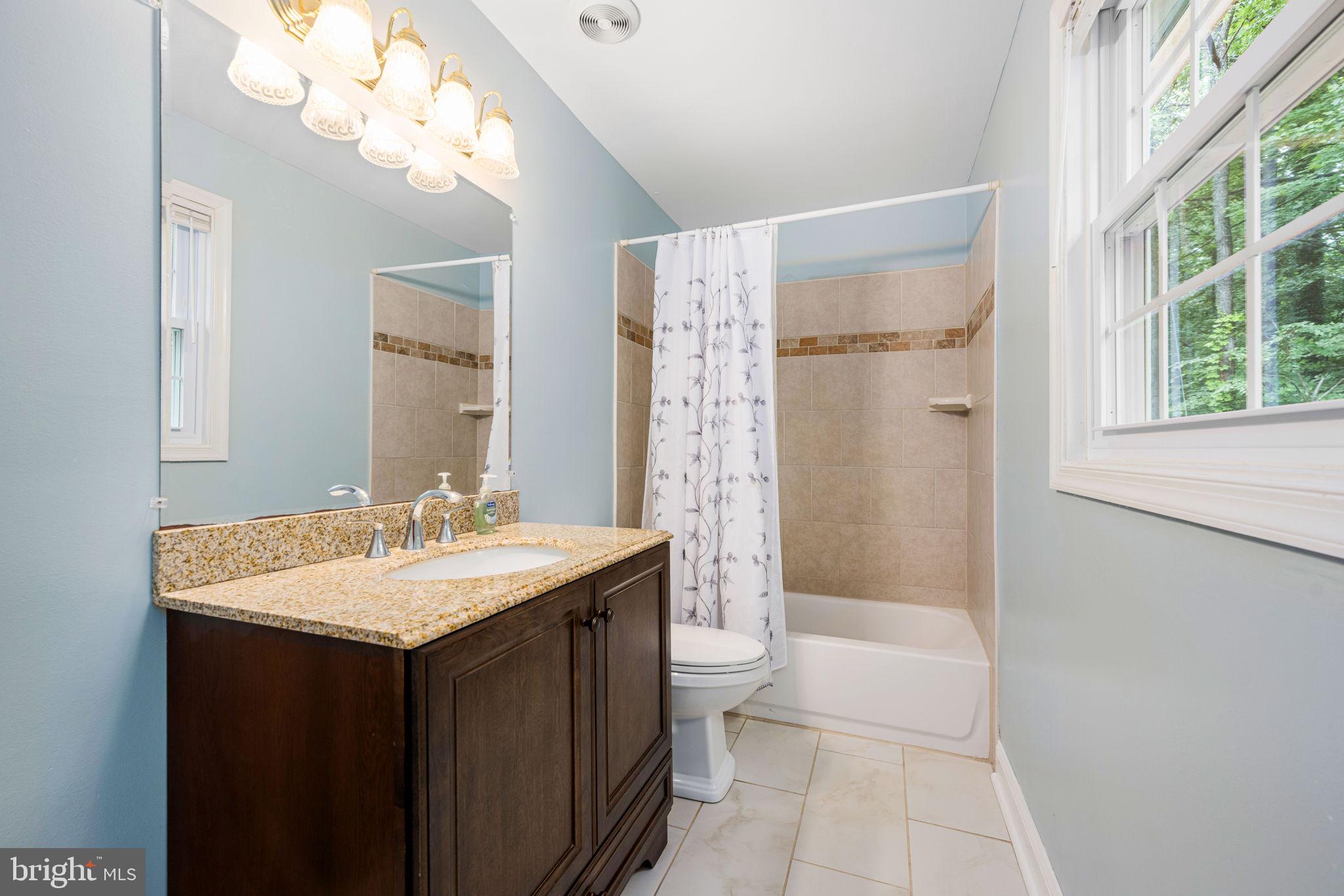 BRADLEY FOREST - Residential Lease