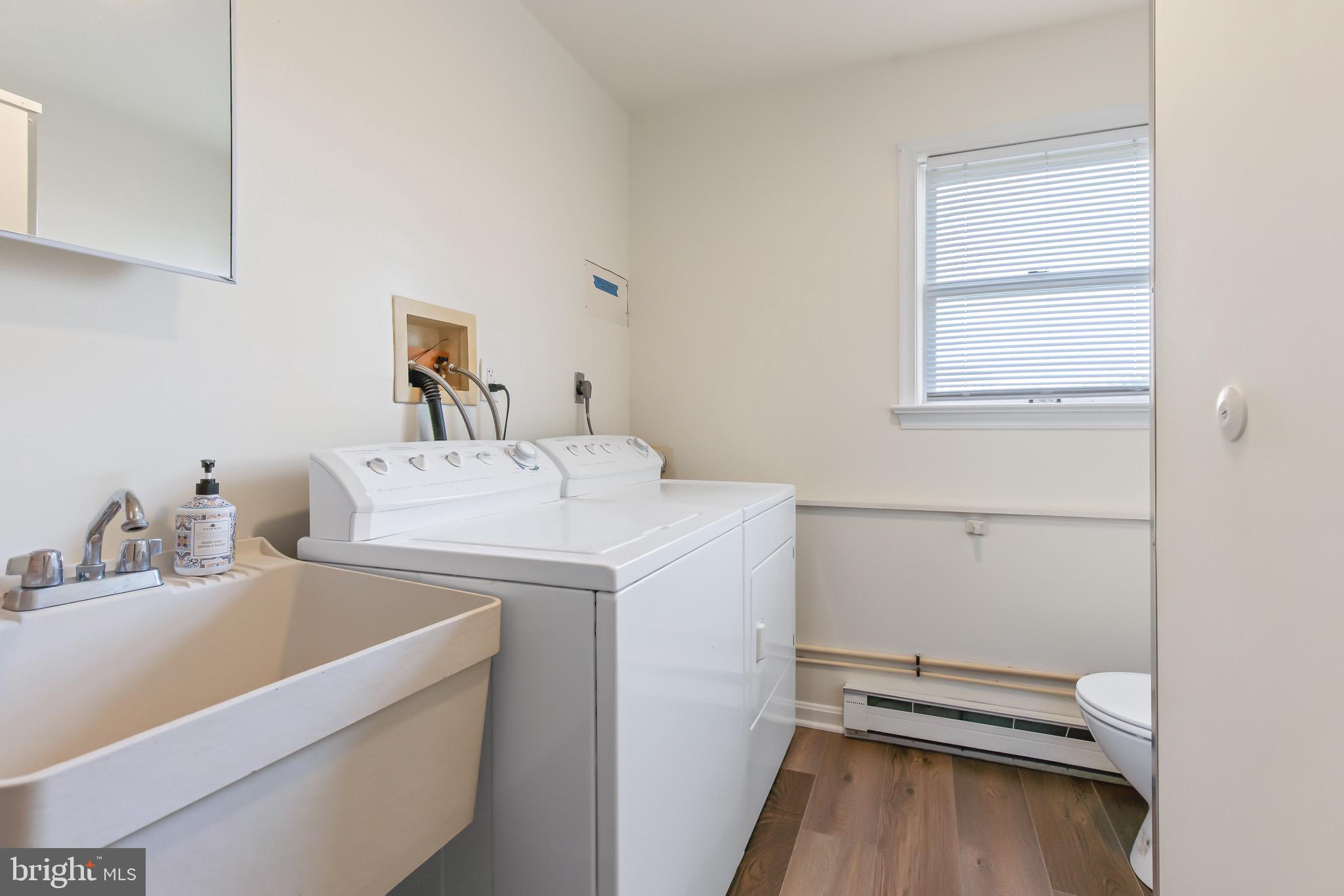 NEW  HOLLAND - Residential