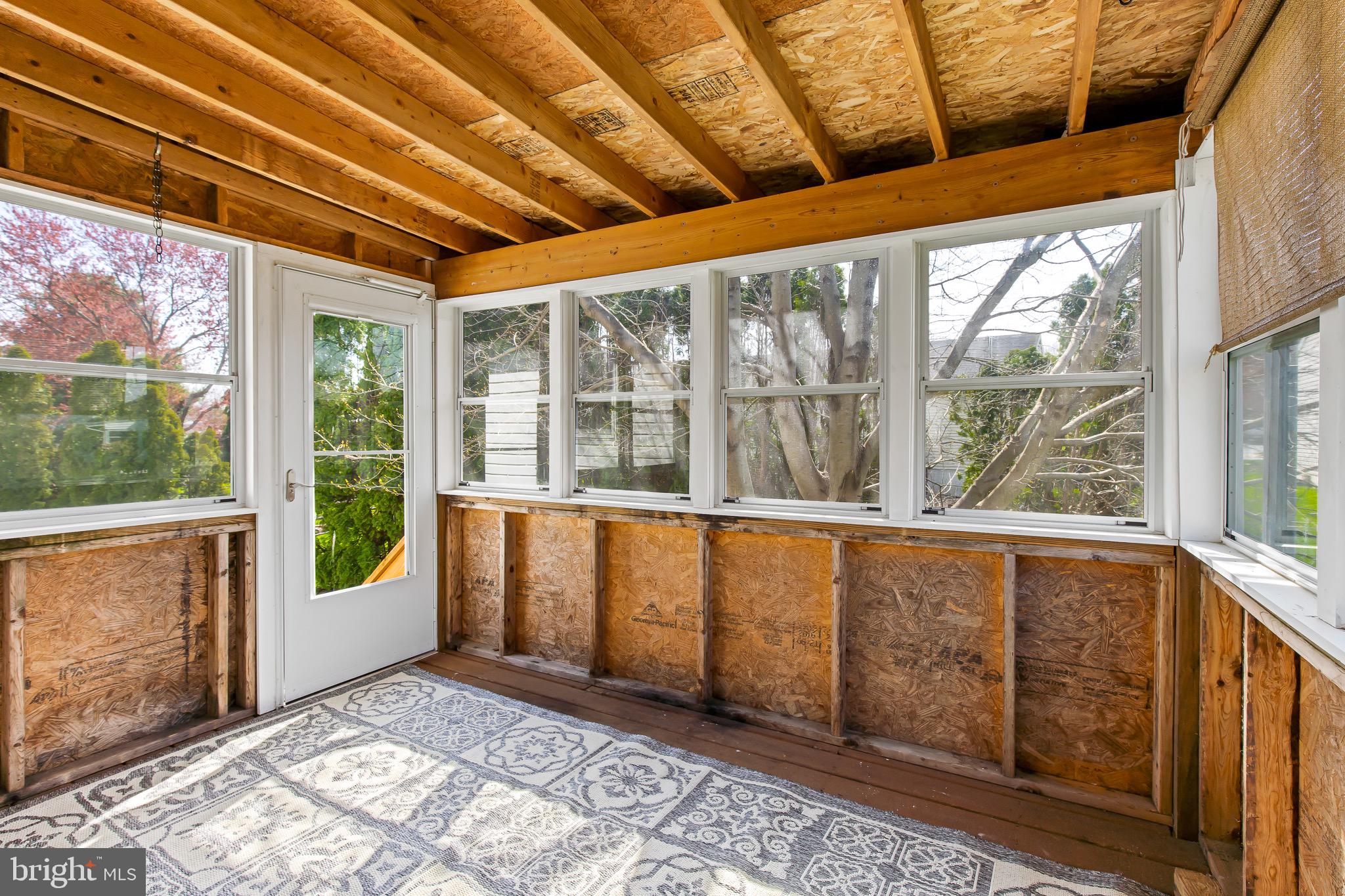 NEW  HOLLAND - Residential