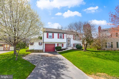 Photo of 324 Hemlock Lane, New Holland, PA 17557 (MLS # PALA2049372)
