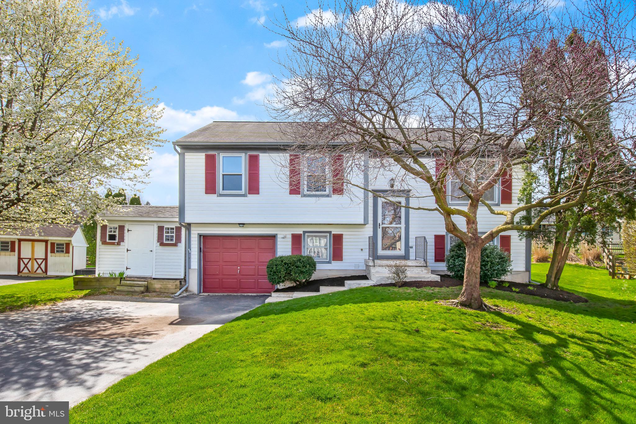 NEW  HOLLAND - Residential