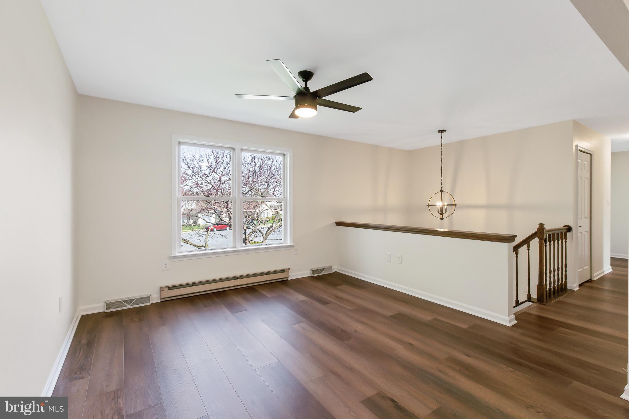 NEW  HOLLAND - Residential