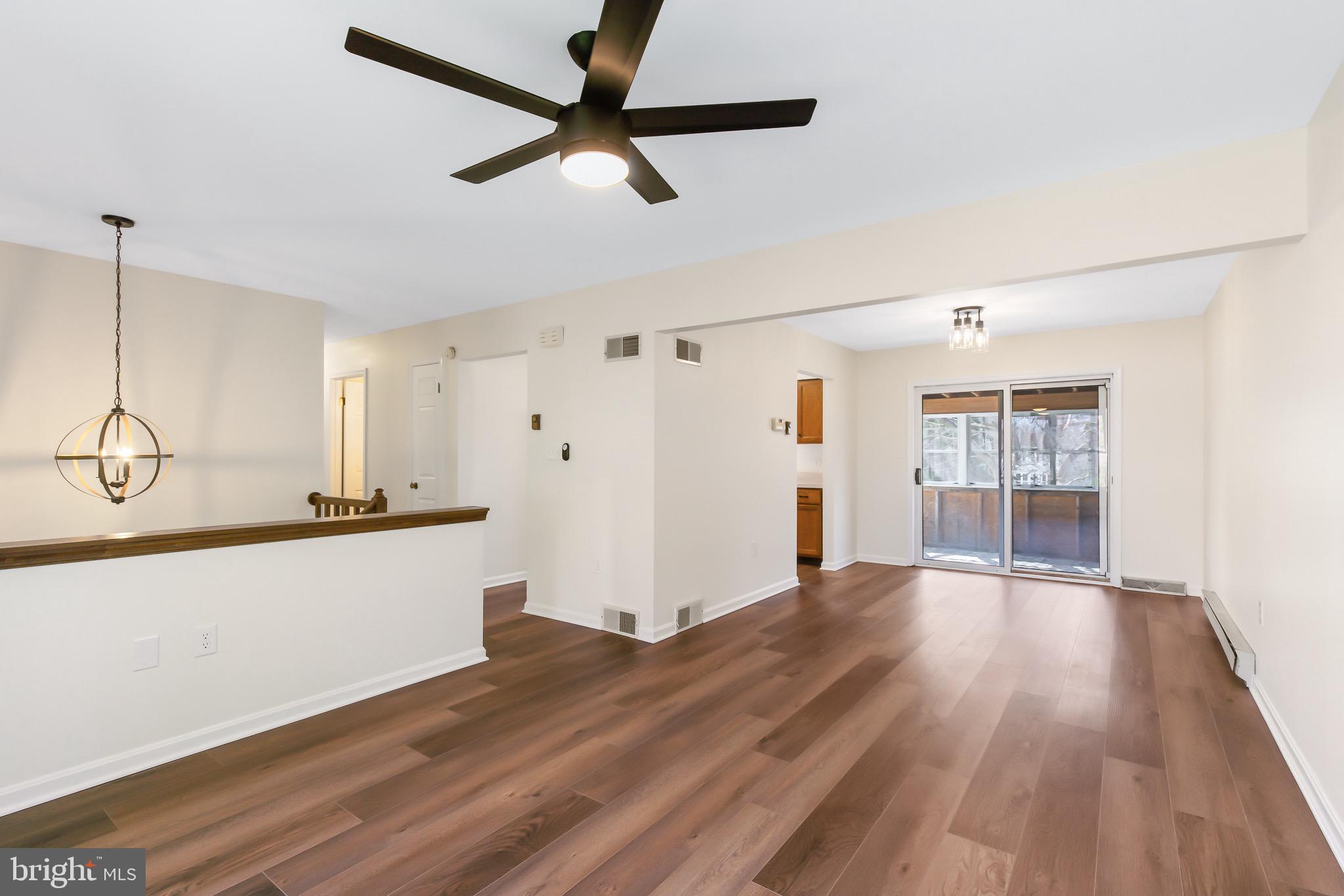 NEW  HOLLAND - Residential