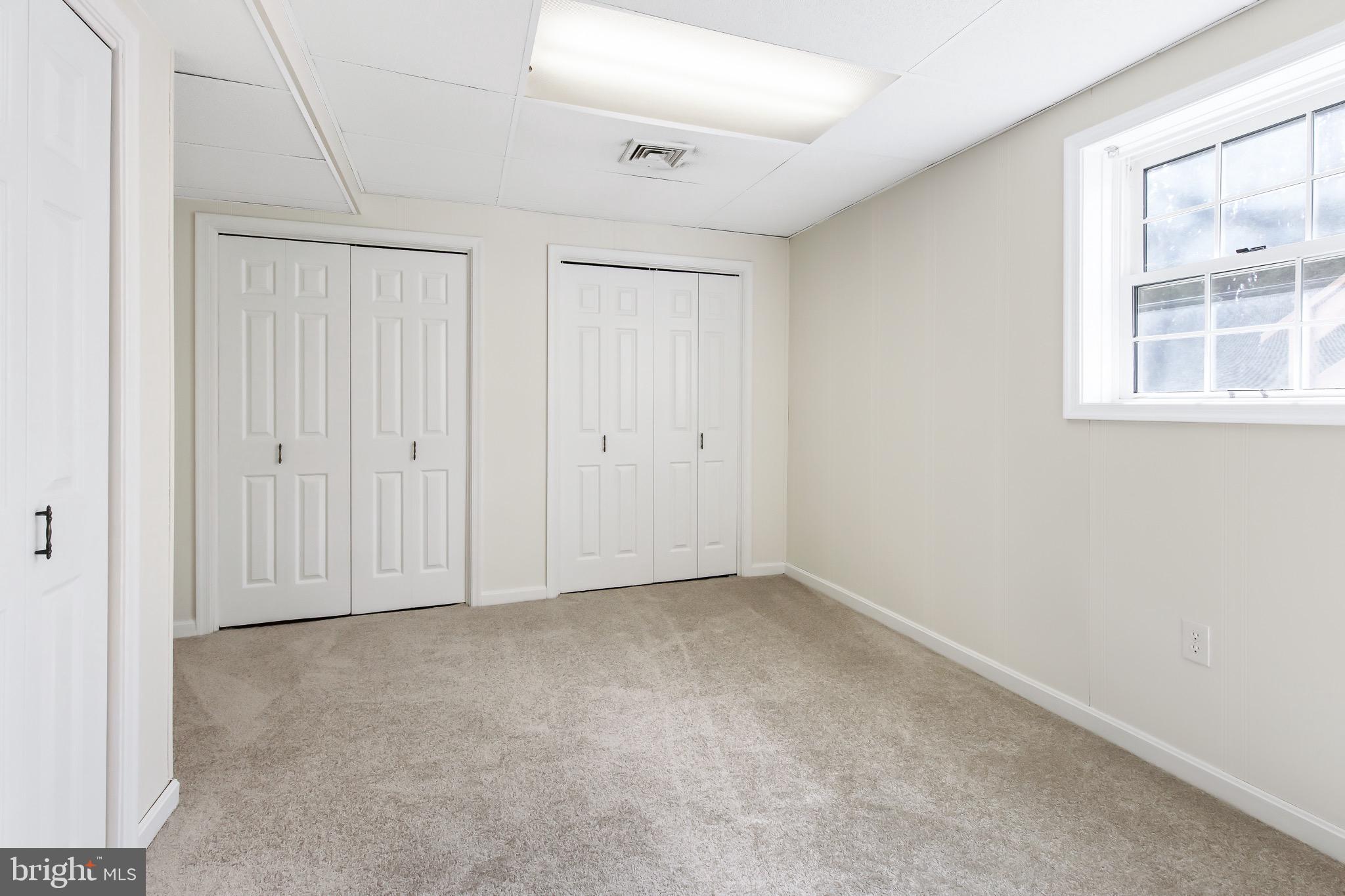 NEW  HOLLAND - Residential