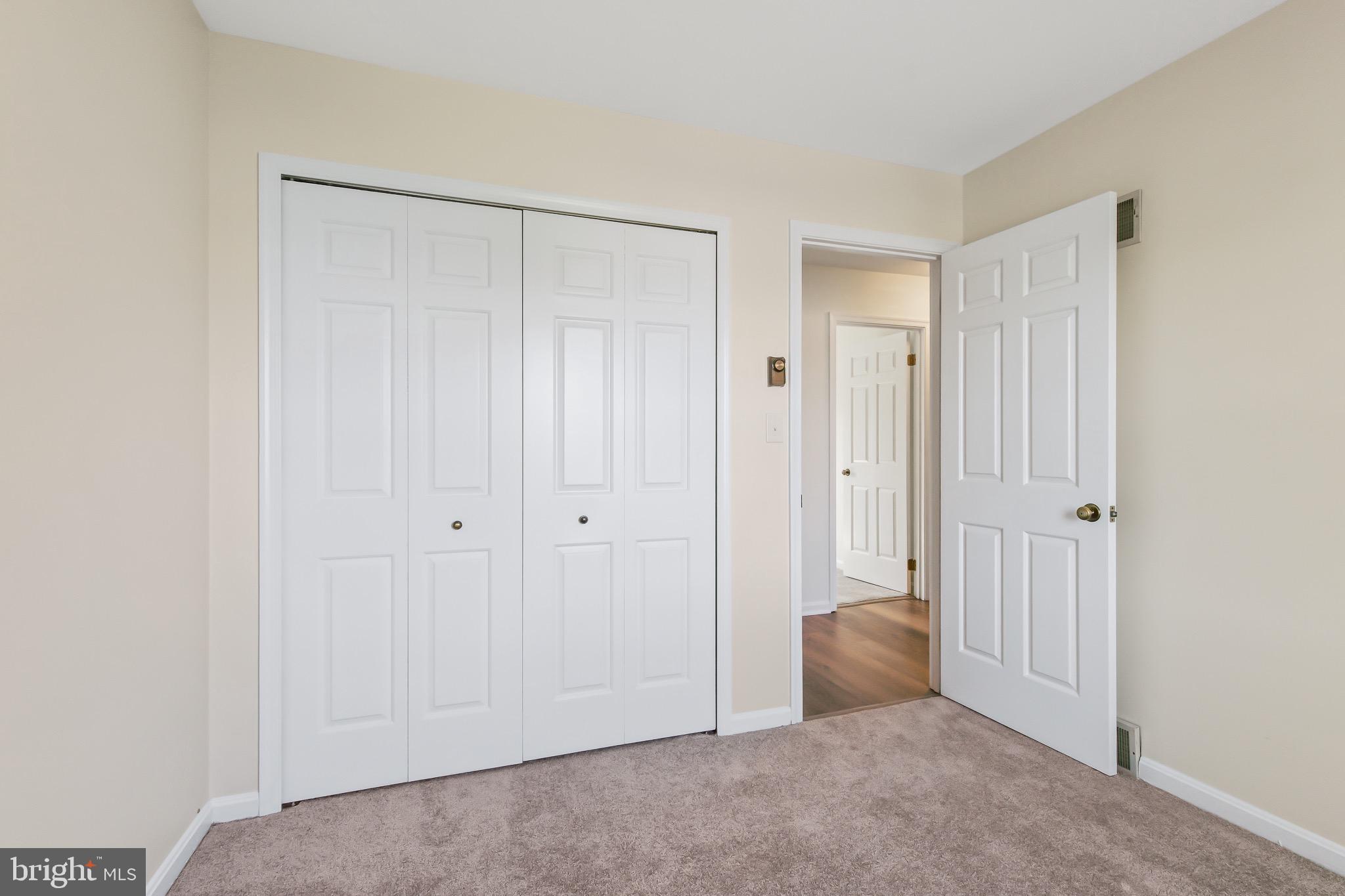 NEW  HOLLAND - Residential