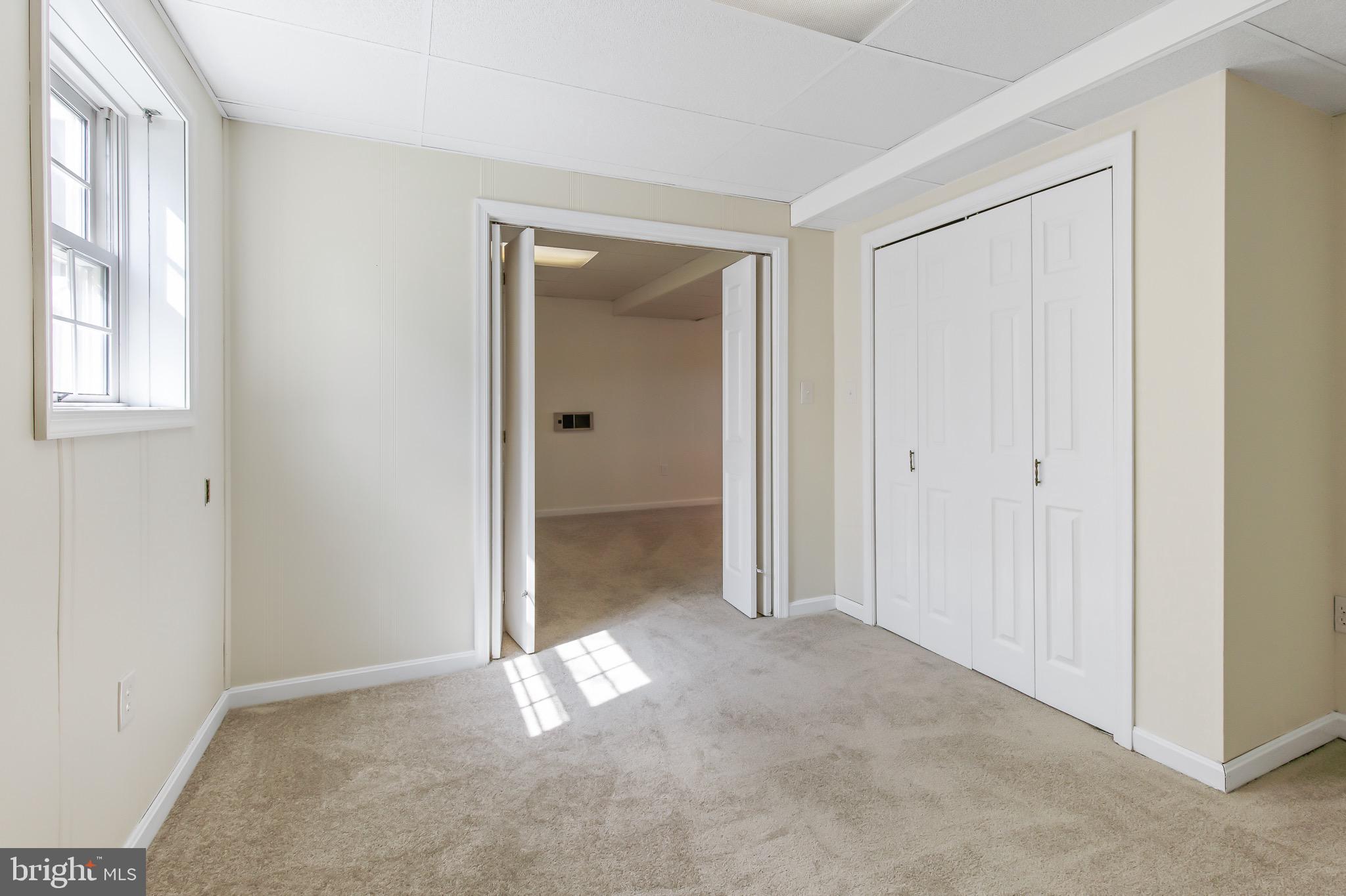 NEW  HOLLAND - Residential