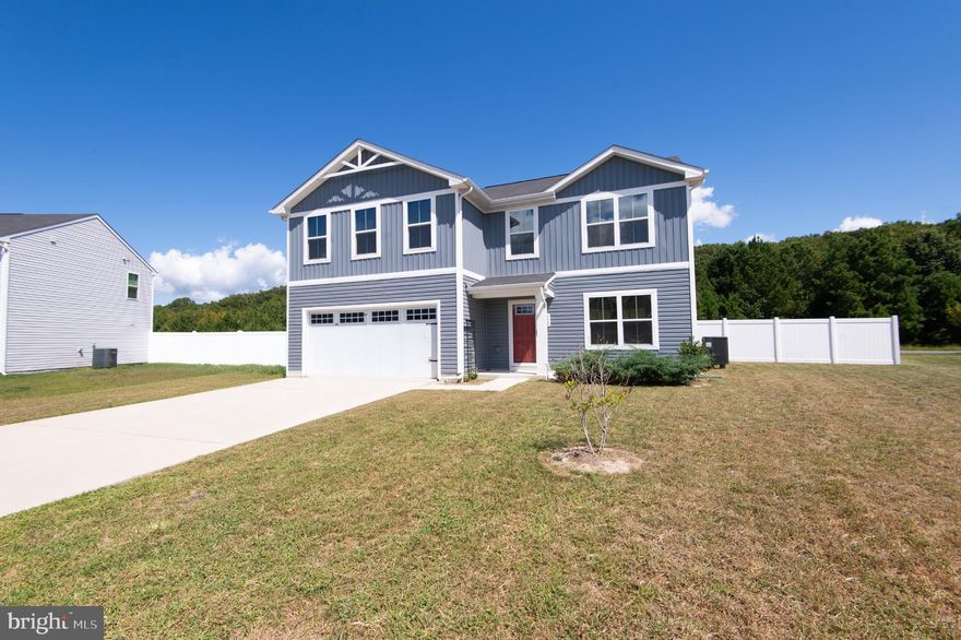 Welcome to 112 Mariners Way, a stunning 5-bedroom, 2.5-bath home in the desirable Waterford Estates community. Built in 2022, this residence feels like new and offers modern living with thoughtful design.
Inside, you’ll find a spacious layout that’s perfect for both everyday living and entertaining. The attached garage adds convenience, while the large primary suite and four additional bedrooms provide plenty of space for family or guests.Enjoy the outdoors on this .23-acre lot backing to trees for added privacy. The fully fenced backyard with a vinyl privacy fence is ideal for children, pets, and gatherings. With its prime location in a sought-after neighborhood, just minutes from Cambridge amenities and water access, this home is a must-see!